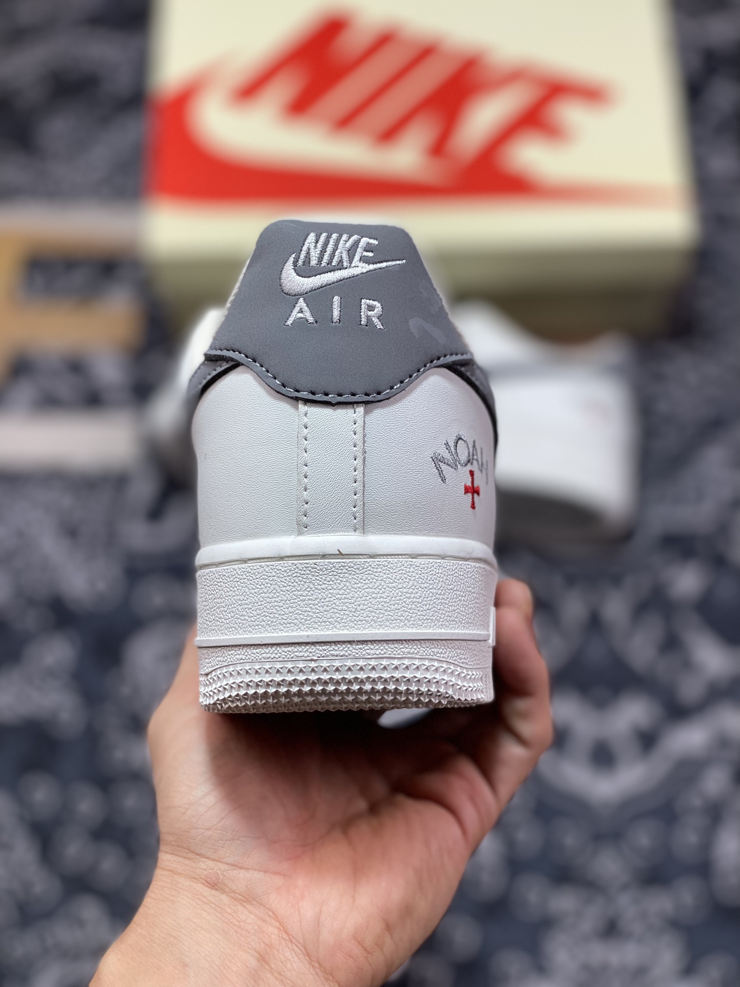 240   Nike Air Force 1 07 Low"White/Grey"空军一号经典板鞋“联名白深灰红刺绣十字架小钩”NY-330711