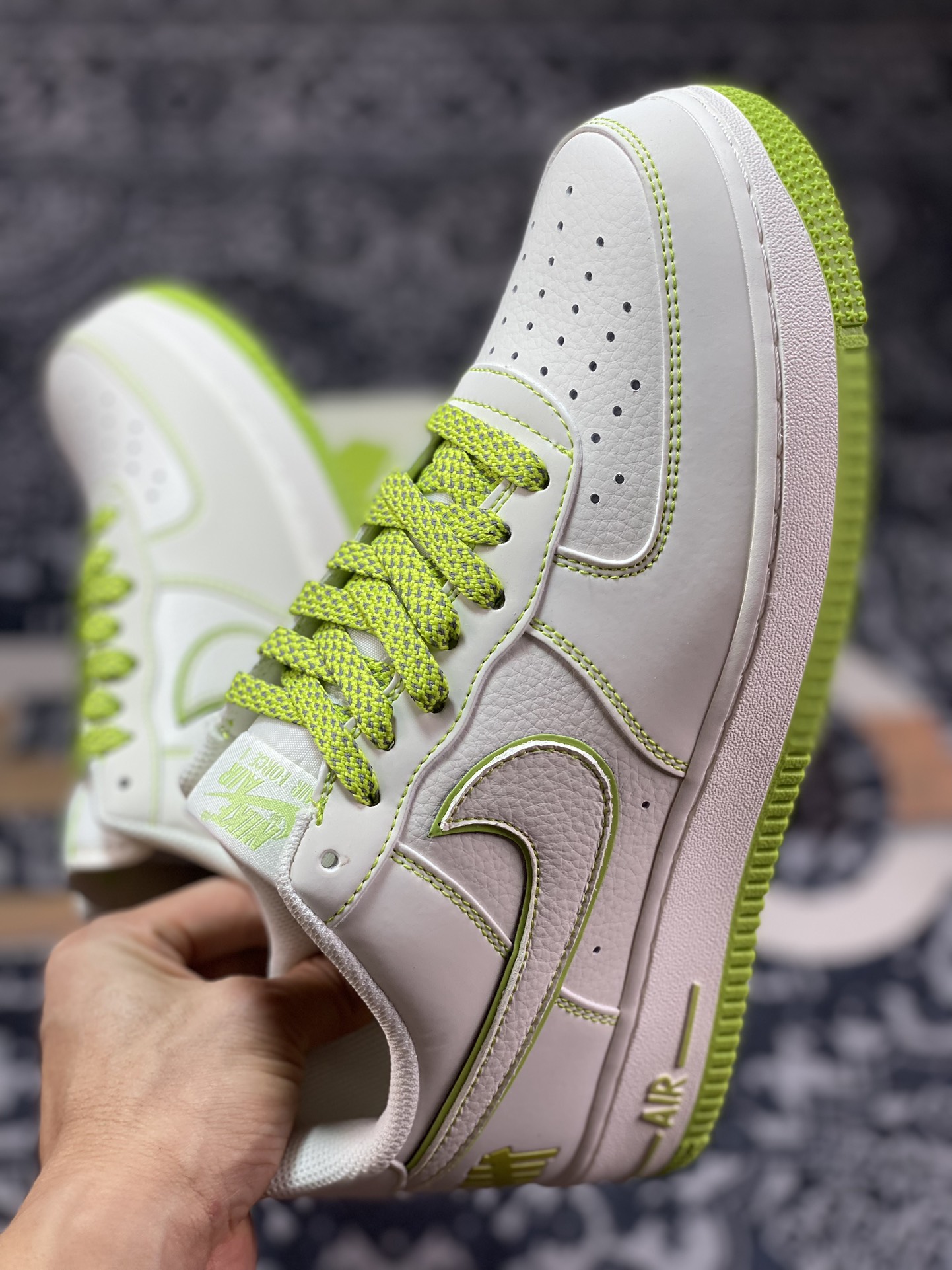 240  Air Force 1 '07 Low 五道杠苹果绿  UN3699-088