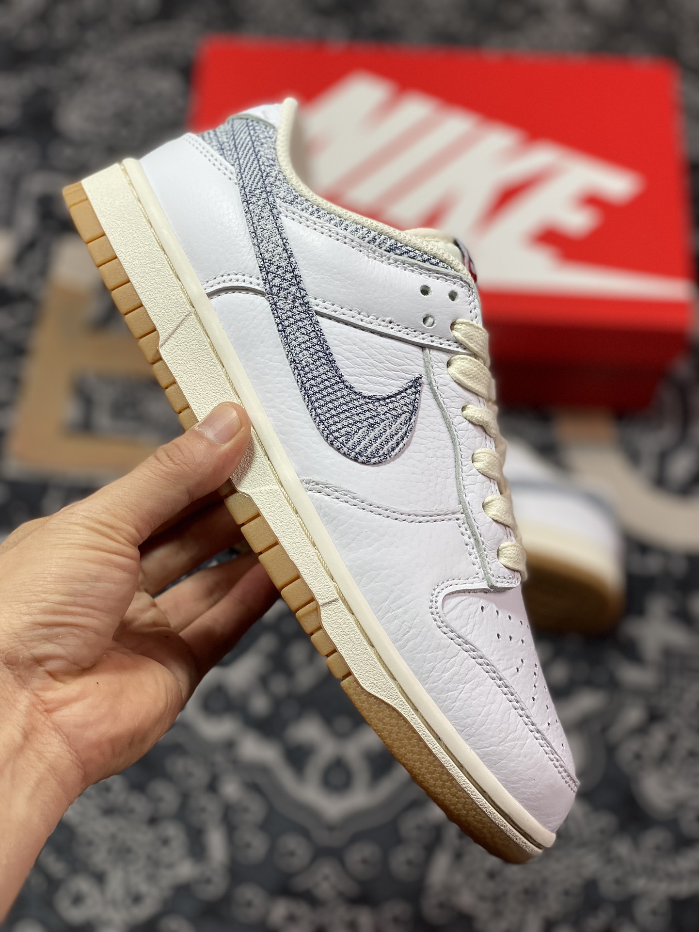 Nike SB Dunk Low ”Washed Denim/Gum” dunk shoes ”White and gray washed denim raw gum sole” FN6881-100