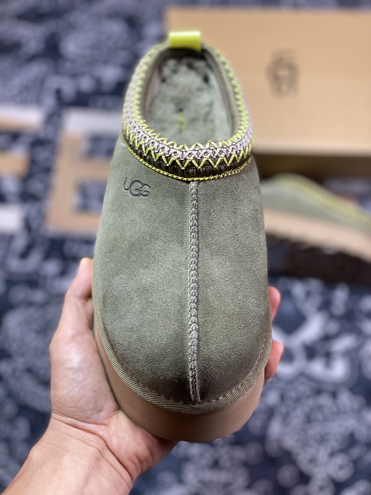 280 UGG W Leisure Tazz Slipper Chestnut 塔茨系列加厚款穆勒风包头舒适露跟半拖鞋“森林绿编织加绒”