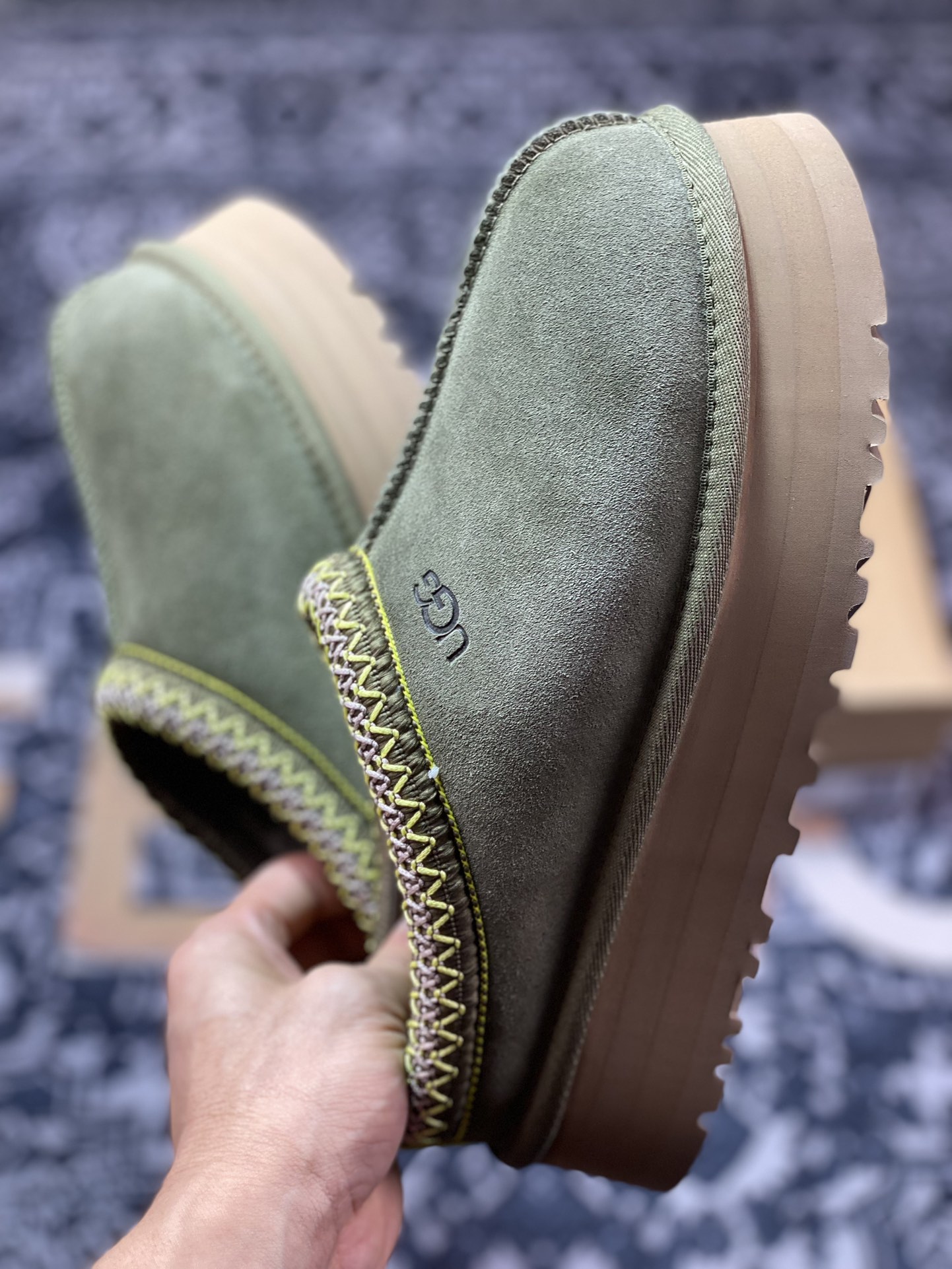 280 UGG W Leisure Tazz Slipper Chestnut 塔茨系列加厚款穆勒风包头舒适露跟半拖鞋“森林绿编织加绒”