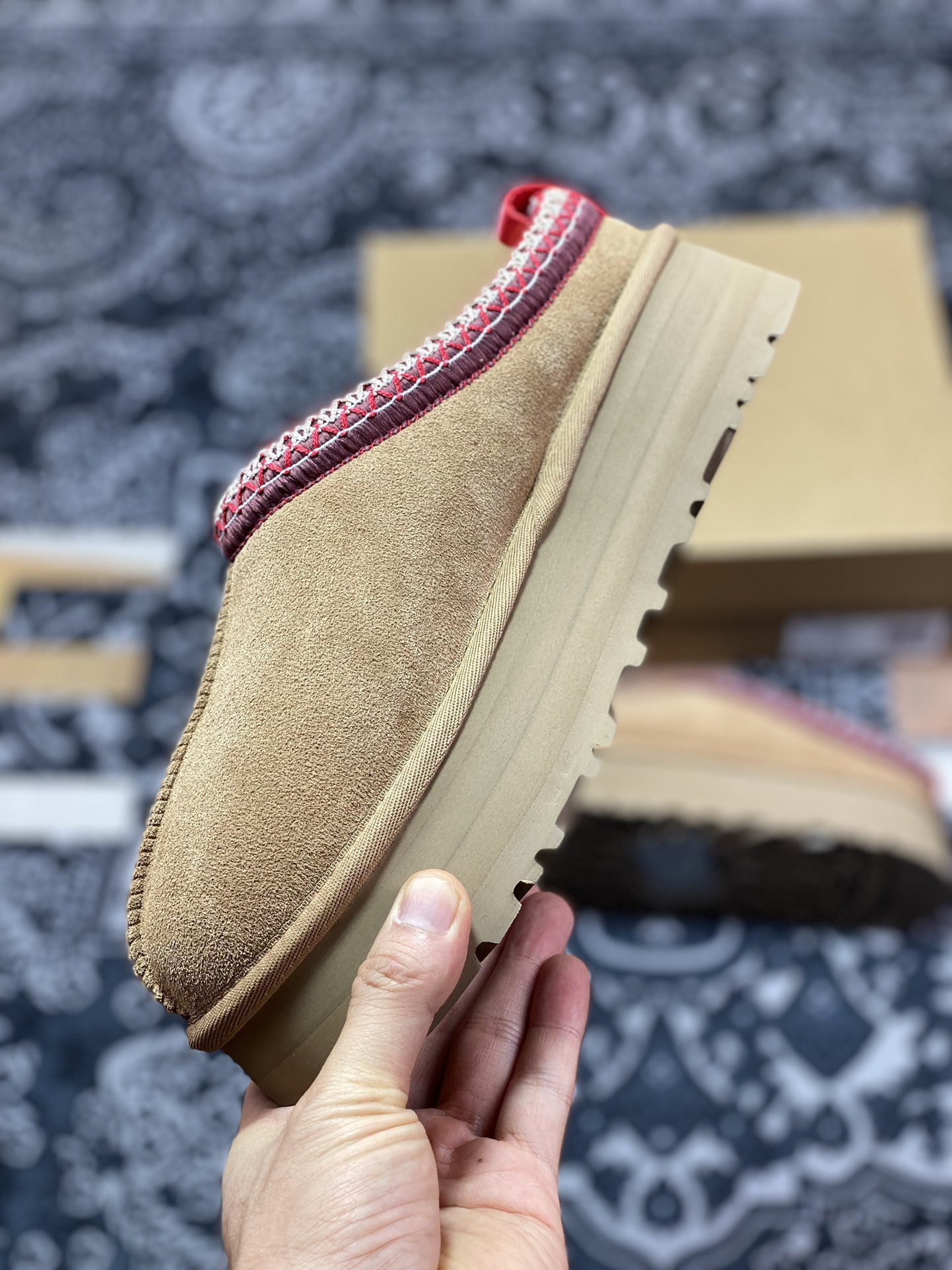 280  UGG W Leisure Tazz Slipper Chestnut 塔茨系列加厚款穆勒风包头舒适露跟半拖鞋“栗子棕红编织加绒”