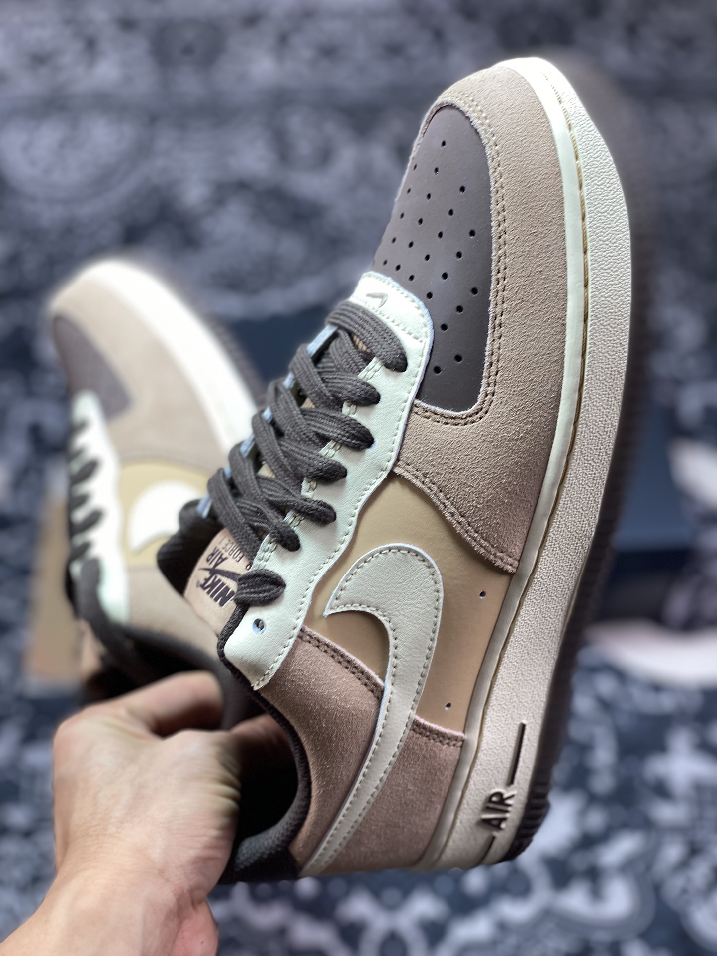 200 Nike  Air Force 1 空军一号官方货号FB8878-200