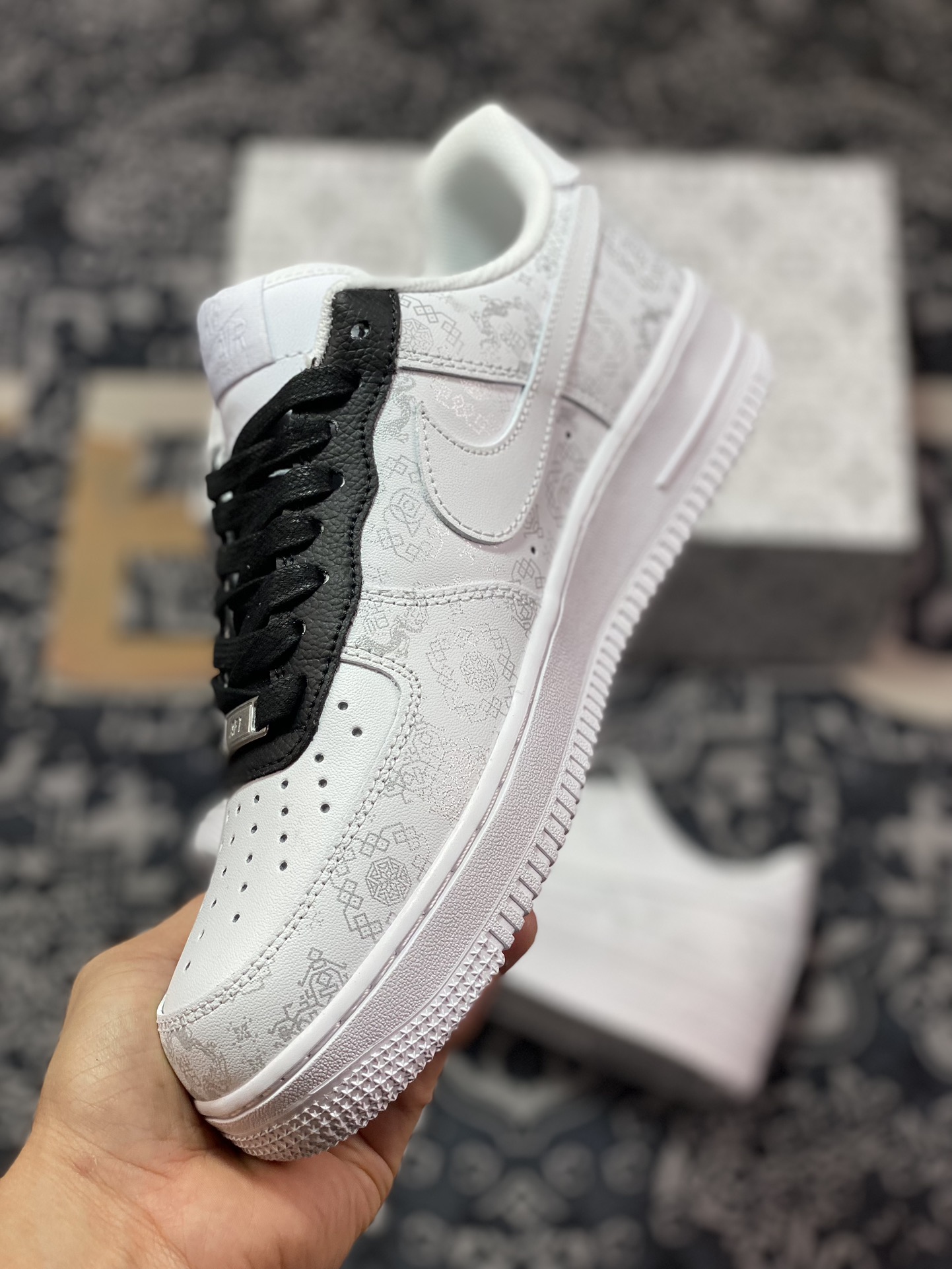 260 Clot x Nike Air Force 1'07 Low Retro SP空军一号低帮板鞋“白黑丝绸印花”315166-100