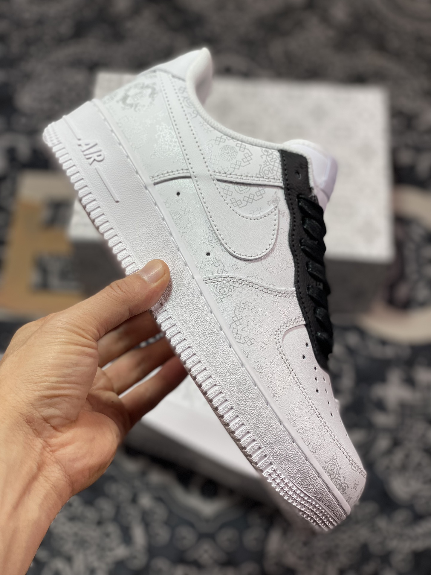 260 Clot x Nike Air Force 1'07 Low Retro SP空军一号低帮板鞋“白黑丝绸印花”315166-100