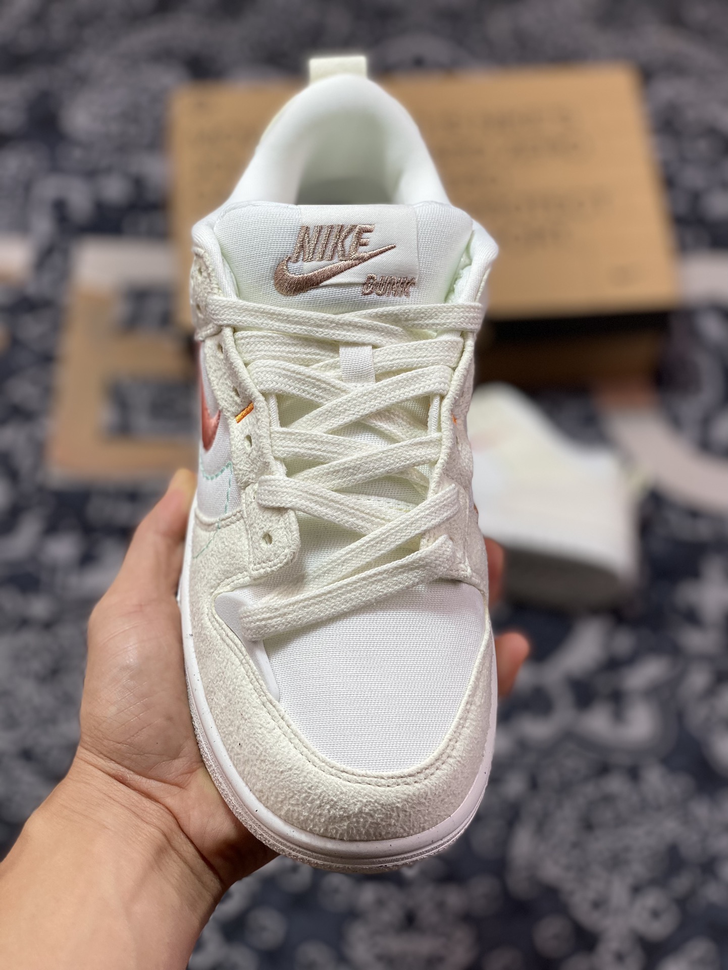 200 Nike Dunk Low Disrupt 2 “Pale Ivory”米色 DH4402-100