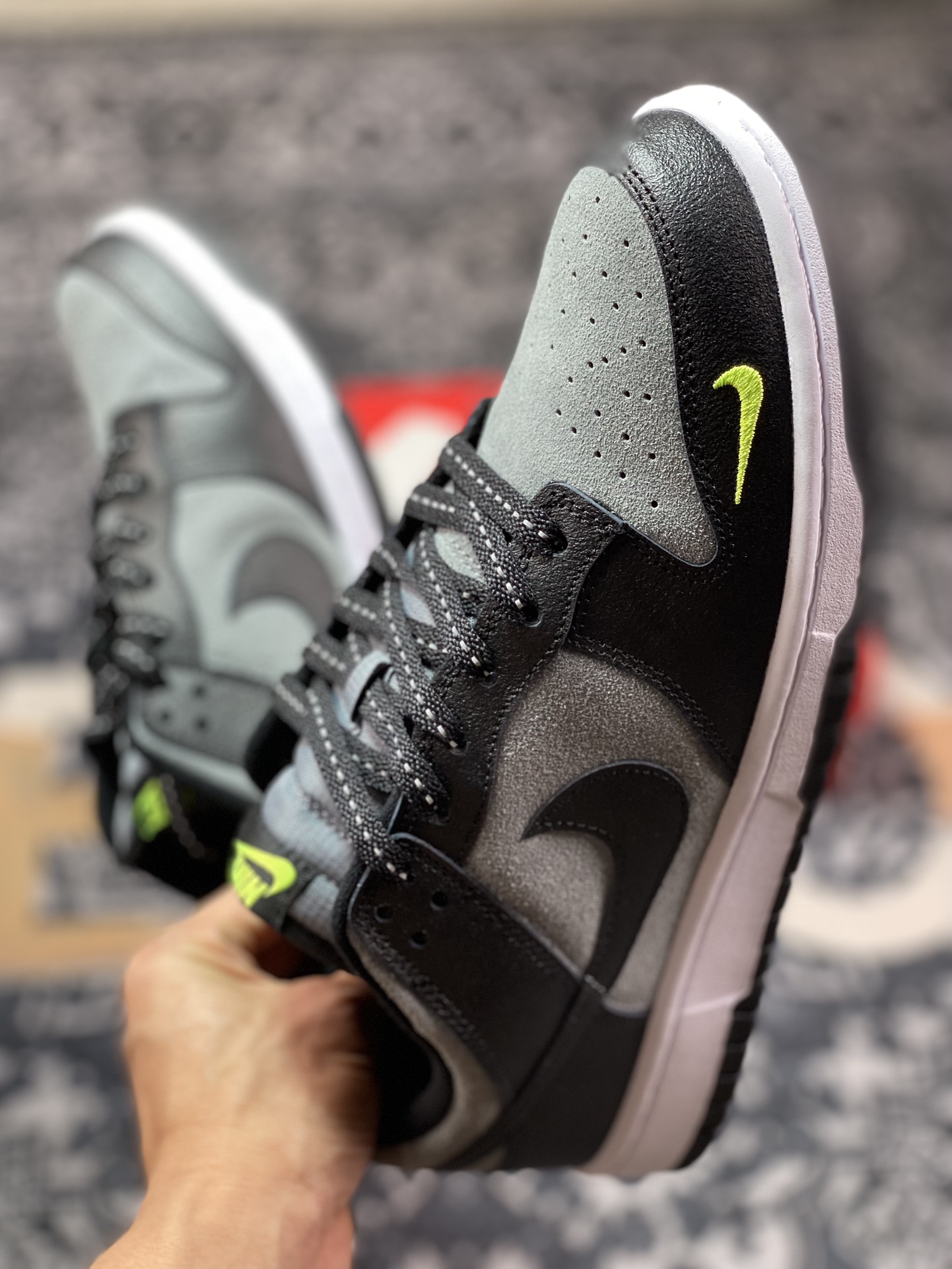 230 耐克Nike SB Dunk Low"Black Grey Green Strike"扣篮系列板鞋“黑灰迷你小钩”FQ2205-001