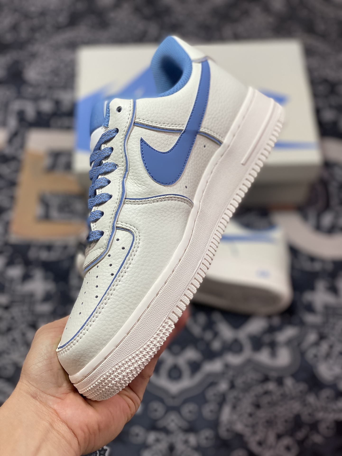 220 Air Force 1 '07 Low 米白蓝炫彩 UH8958-122