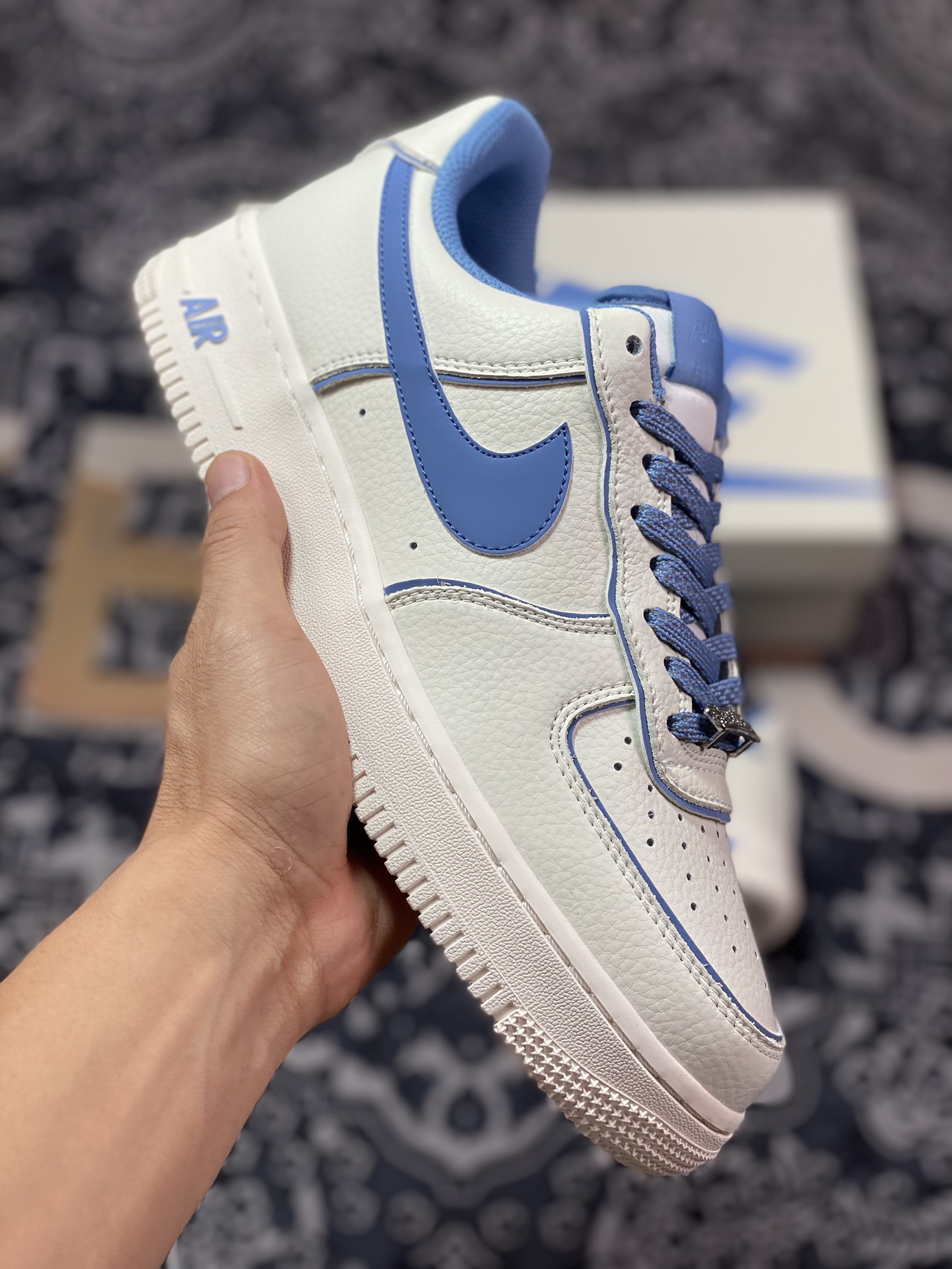 220 Air Force 1 ’07 Low 米白蓝炫彩 UH8958-122