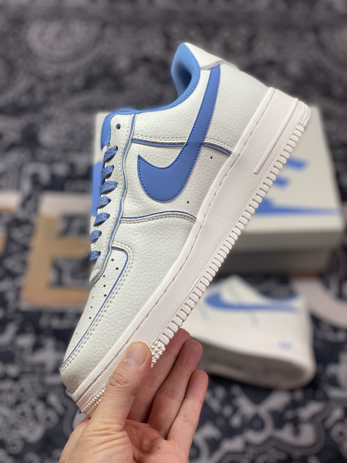 220 Air Force 1 '07 Low 米白蓝炫彩 UH8958-122