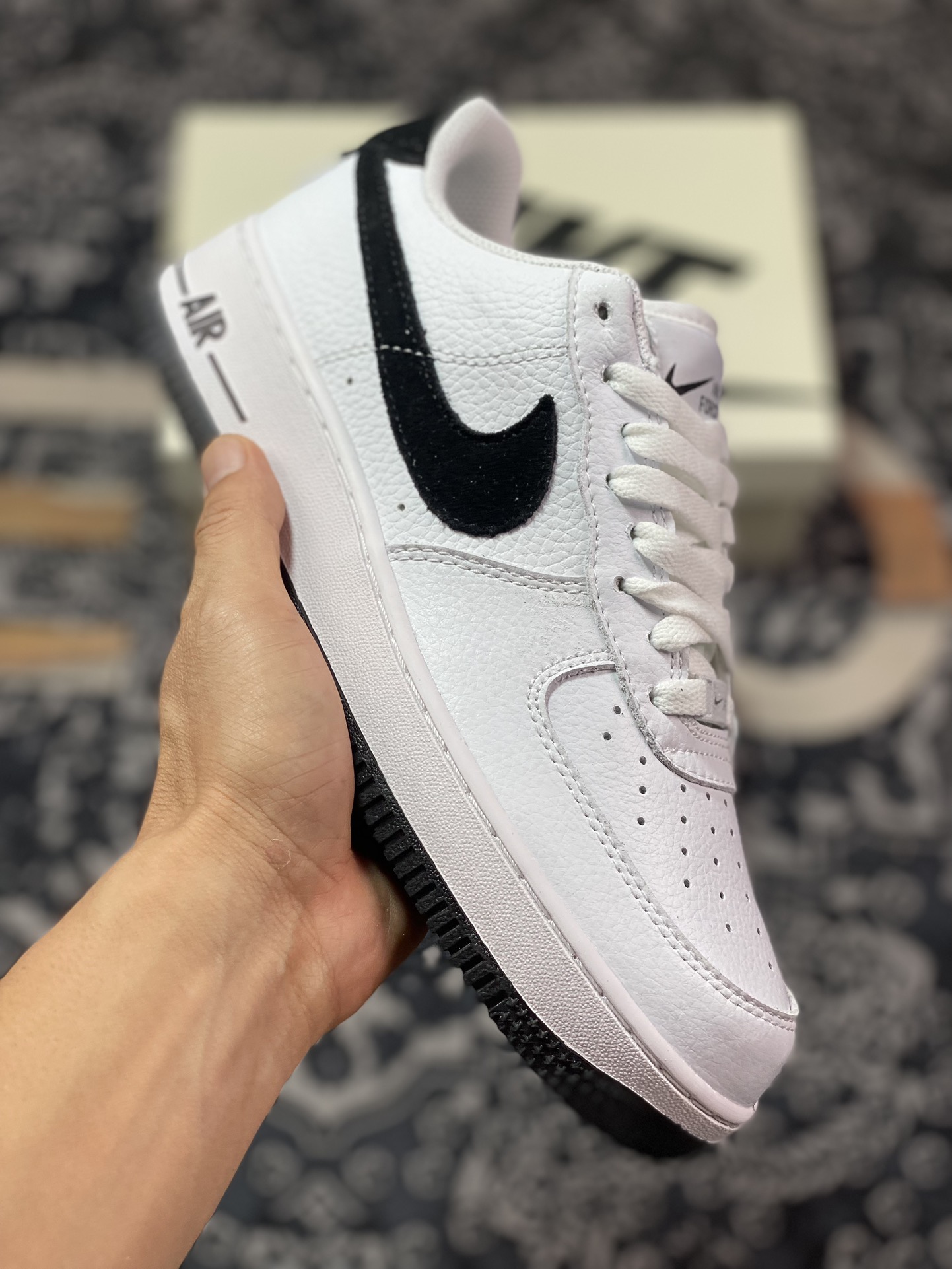 220 耐克Nike Air Force 1 Low”WhiteGrey”空军一号经典低帮板鞋“皮革白黑翻毛钩子”CN2873-101