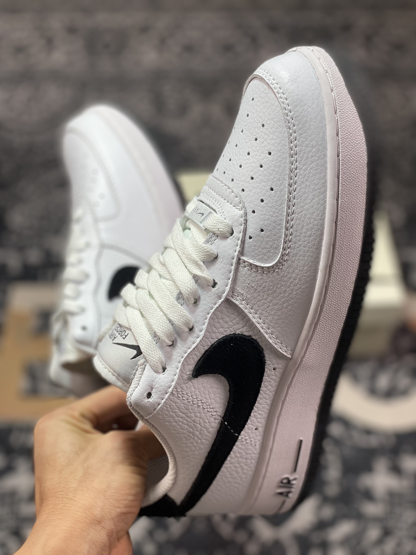 220 耐克Nike Air Force 1 Low"WhiteGrey"空军一号经典低帮板鞋“皮革白黑翻毛钩子”CN2873-101