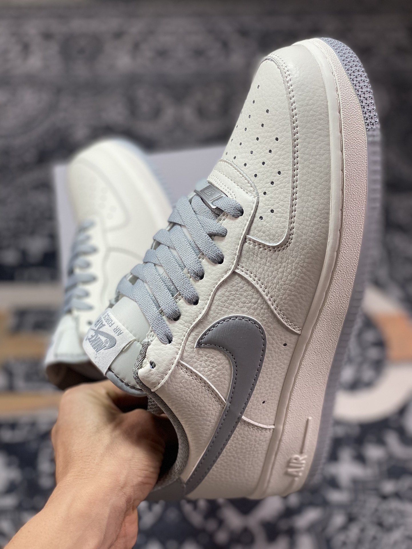 240 Air Force 1 '07 Low 白深灰签字笔 NK6369-566