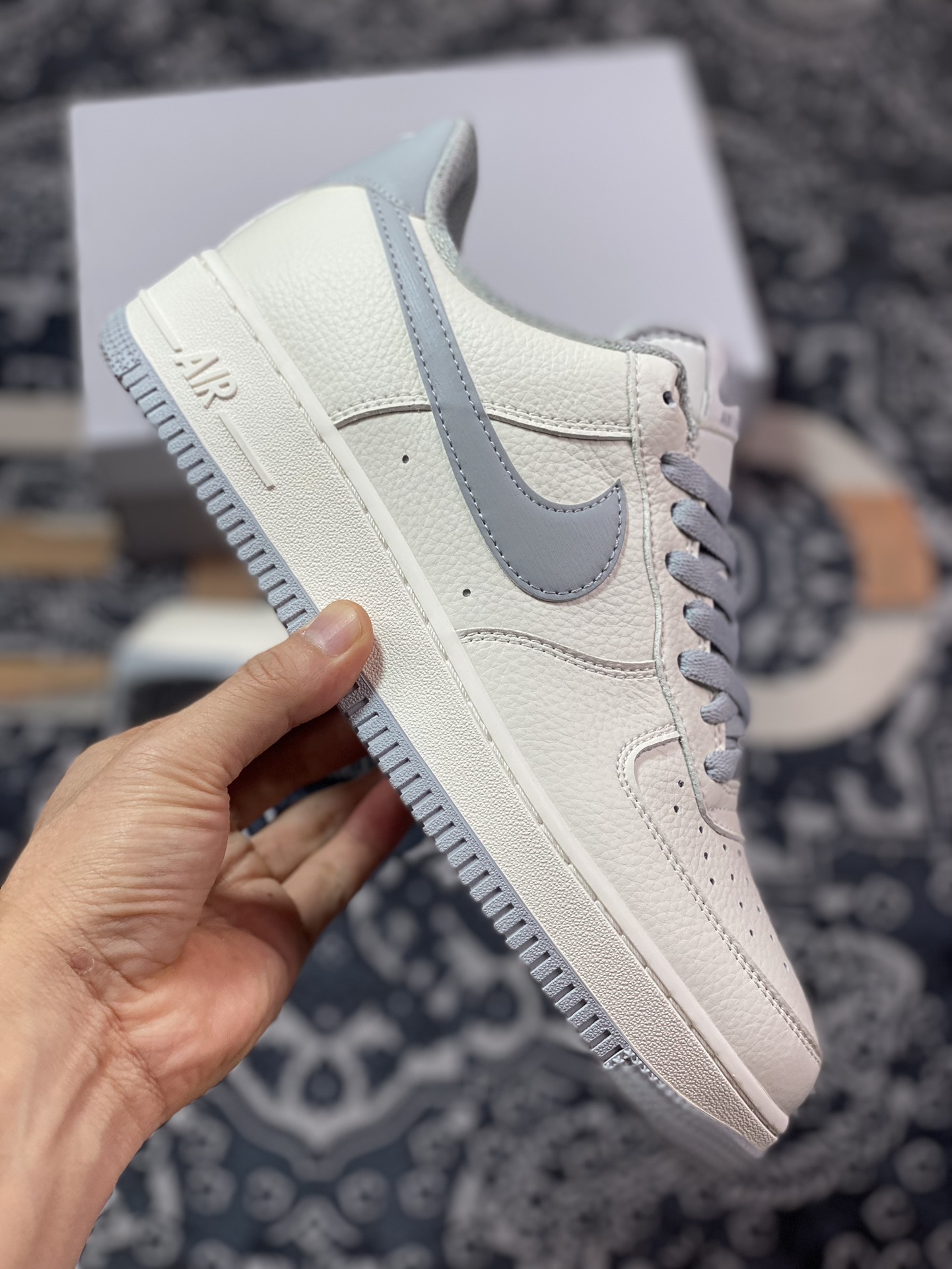 240 Air Force 1 '07 Low 白深灰签字笔 NK6369-566