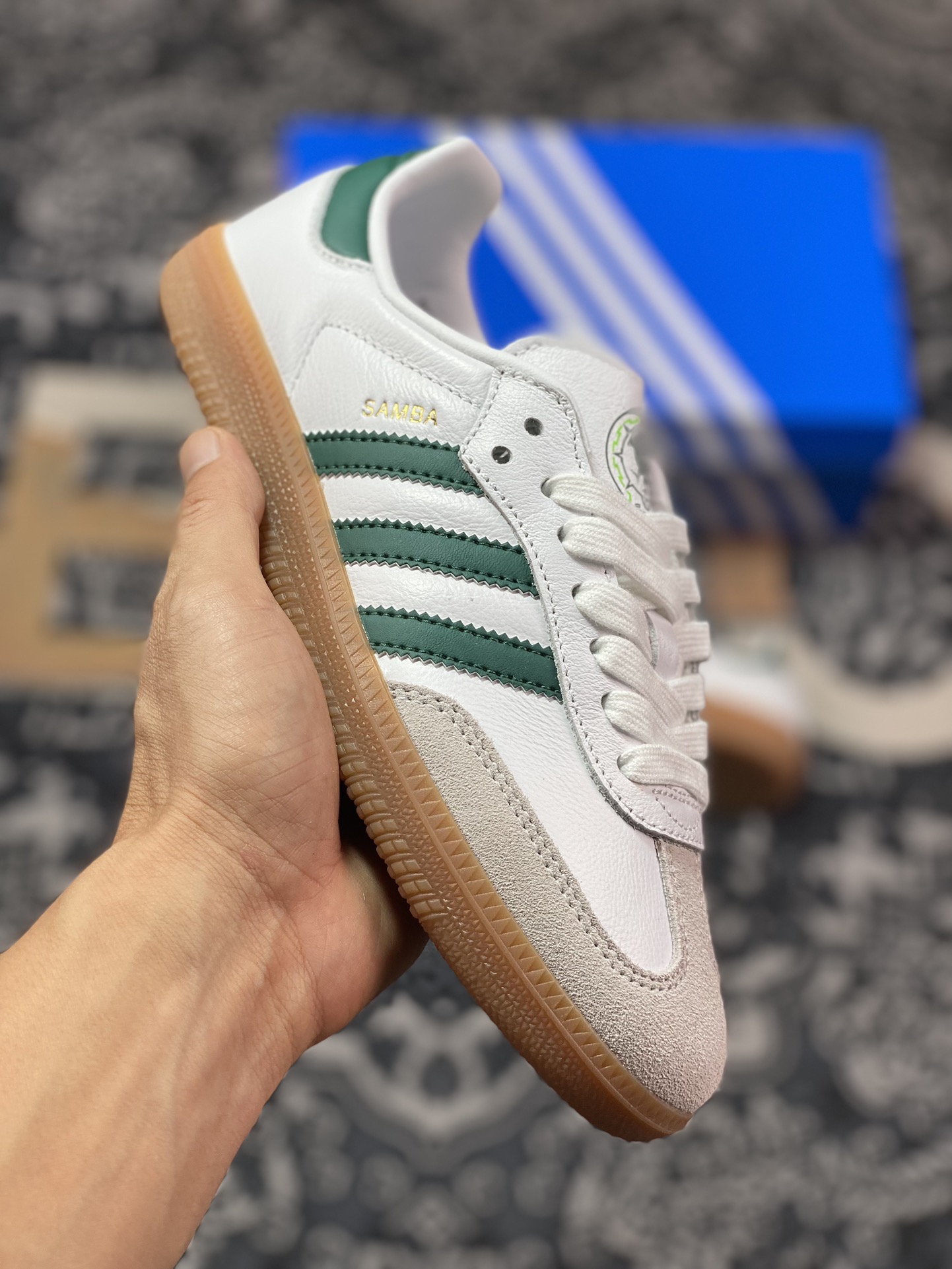 260 Adidas   阿迪 Samba OG 桑巴低帮休闲板鞋 HQ7036