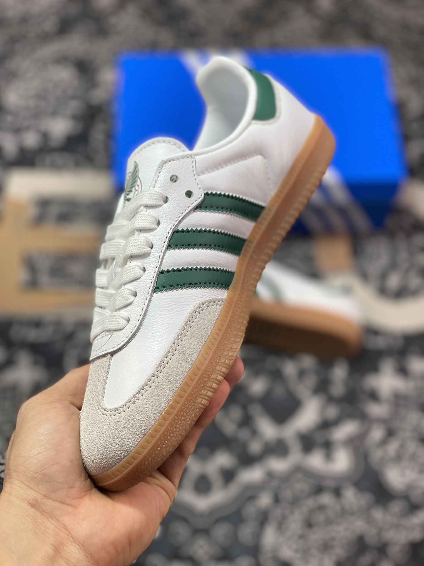 260 Adidas   阿迪 Samba OG 桑巴低帮休闲板鞋 HQ7036