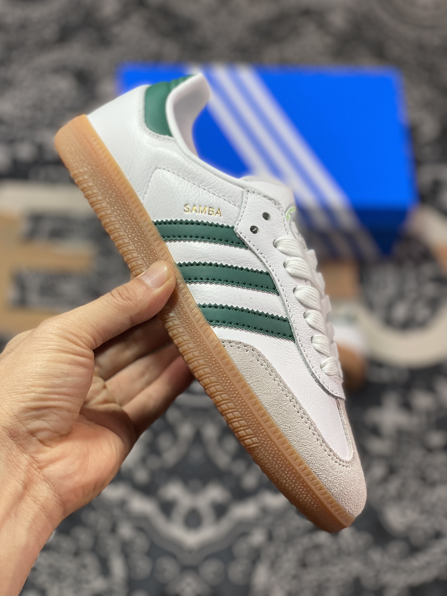 260 Adidas   阿迪 Samba OG 桑巴低帮休闲板鞋 HQ7036