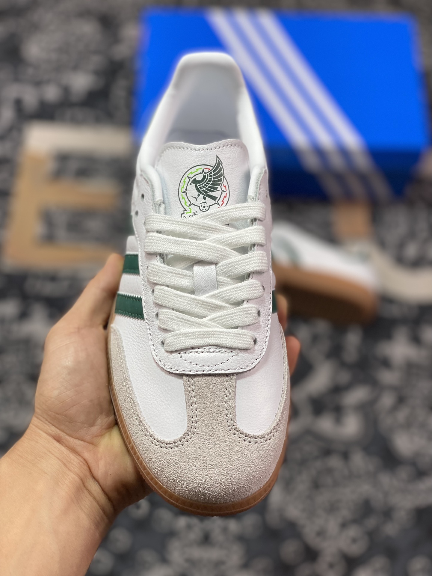 260 Adidas   阿迪 Samba OG 桑巴低帮休闲板鞋 HQ7036