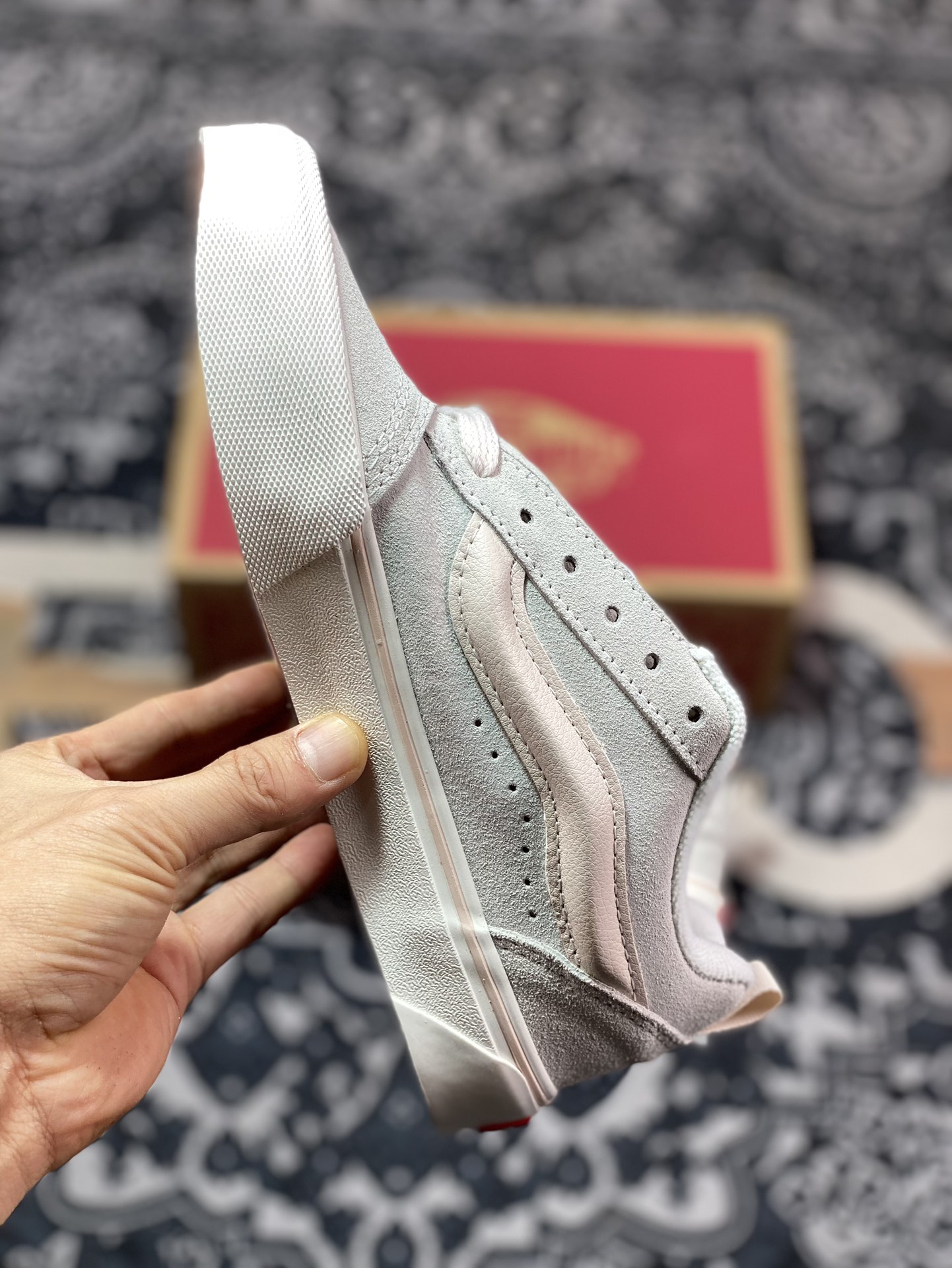 150  Vans Classics Knu Skool 面包鞋 范斯官方 肥胖版 粉色面包鞋 VN0009QCPNK