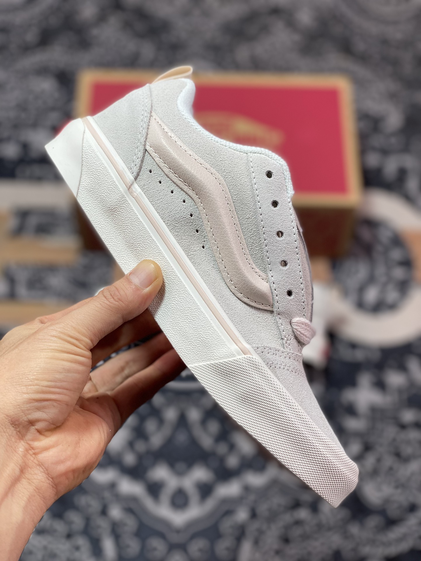 150  Vans Classics Knu Skool 面包鞋 范斯官方 肥胖版 粉色面包鞋 VN0009QCPNK