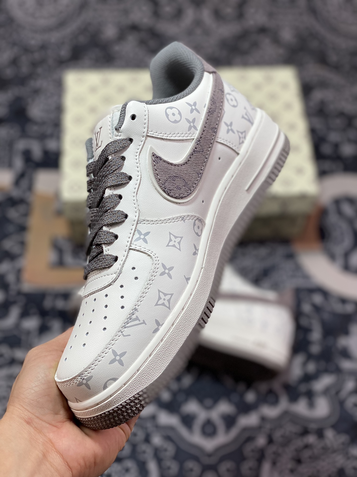 260 Air Force 1 '07 Low LV牛仔白灰 LU0251-135