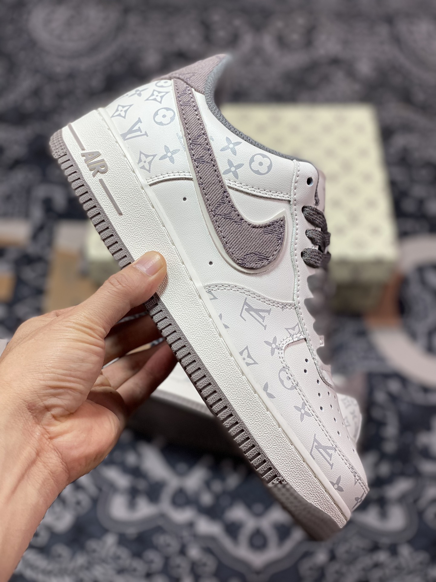 260 Air Force 1 '07 Low LV牛仔白灰 LU0251-135