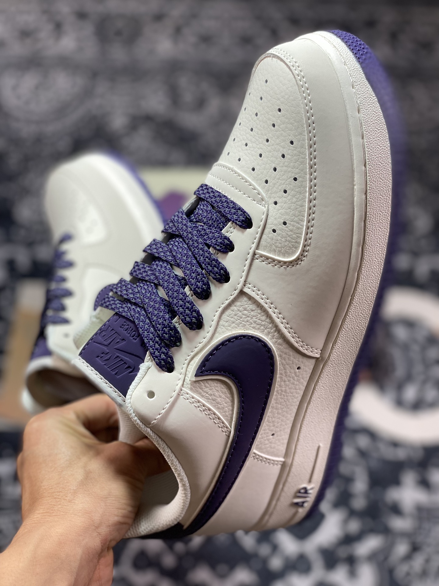 240 Air Force 1 '07 Low 米白紫 GL6835-015