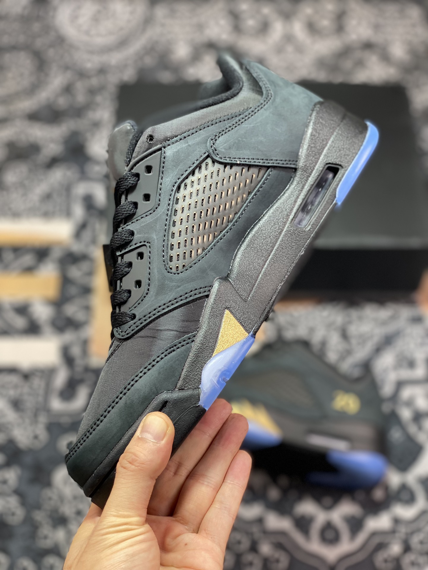 Air Jordan AJ5 Retro Low WF ”Wings” low-top black and gold color DJ1094-001