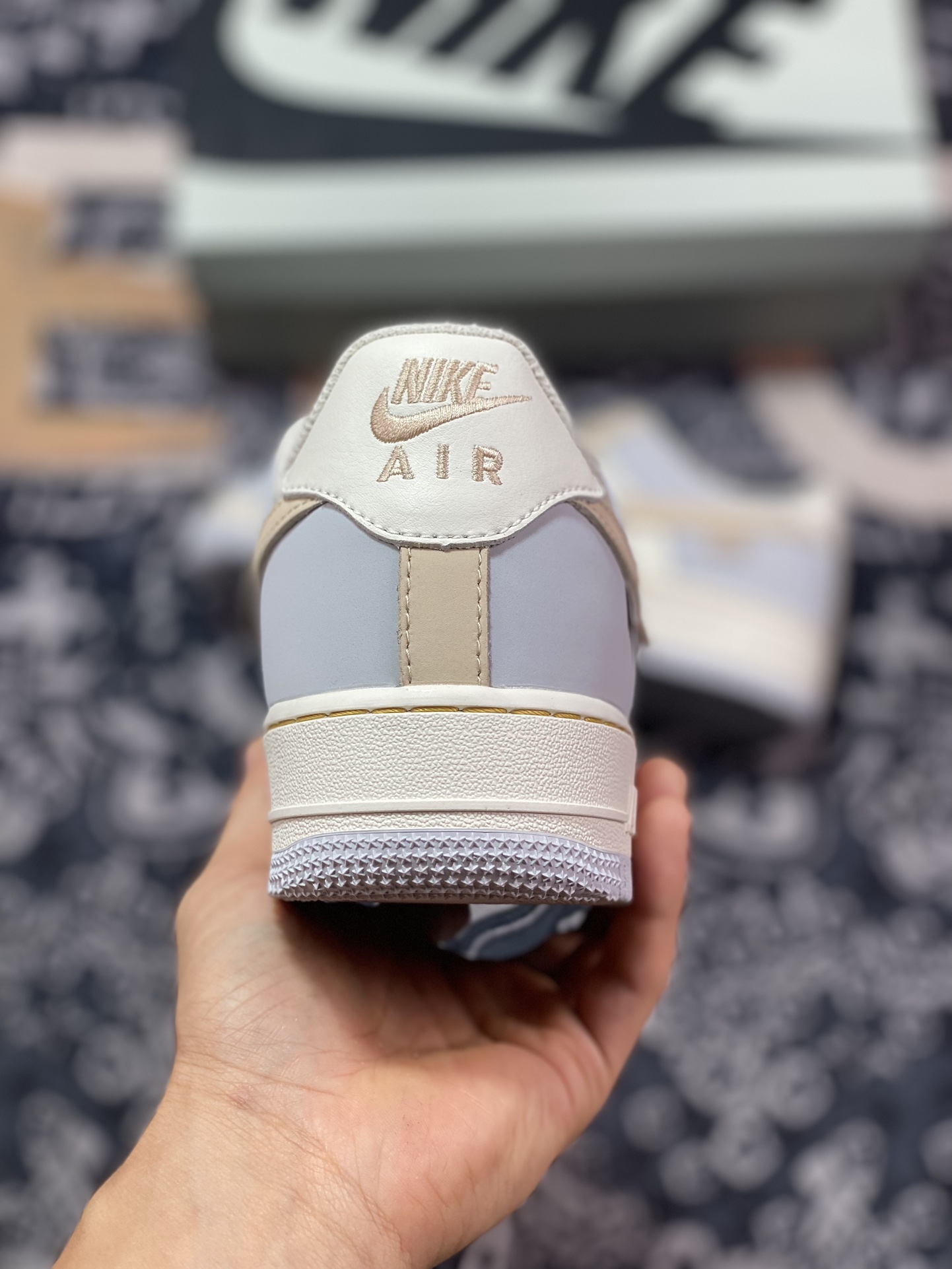 240 Nike Air Force 1 '07 Low QS"GreySail WhiteBrown Swoosh"空军一号板鞋“皮革浅灰米棕小钩”DB3301-111