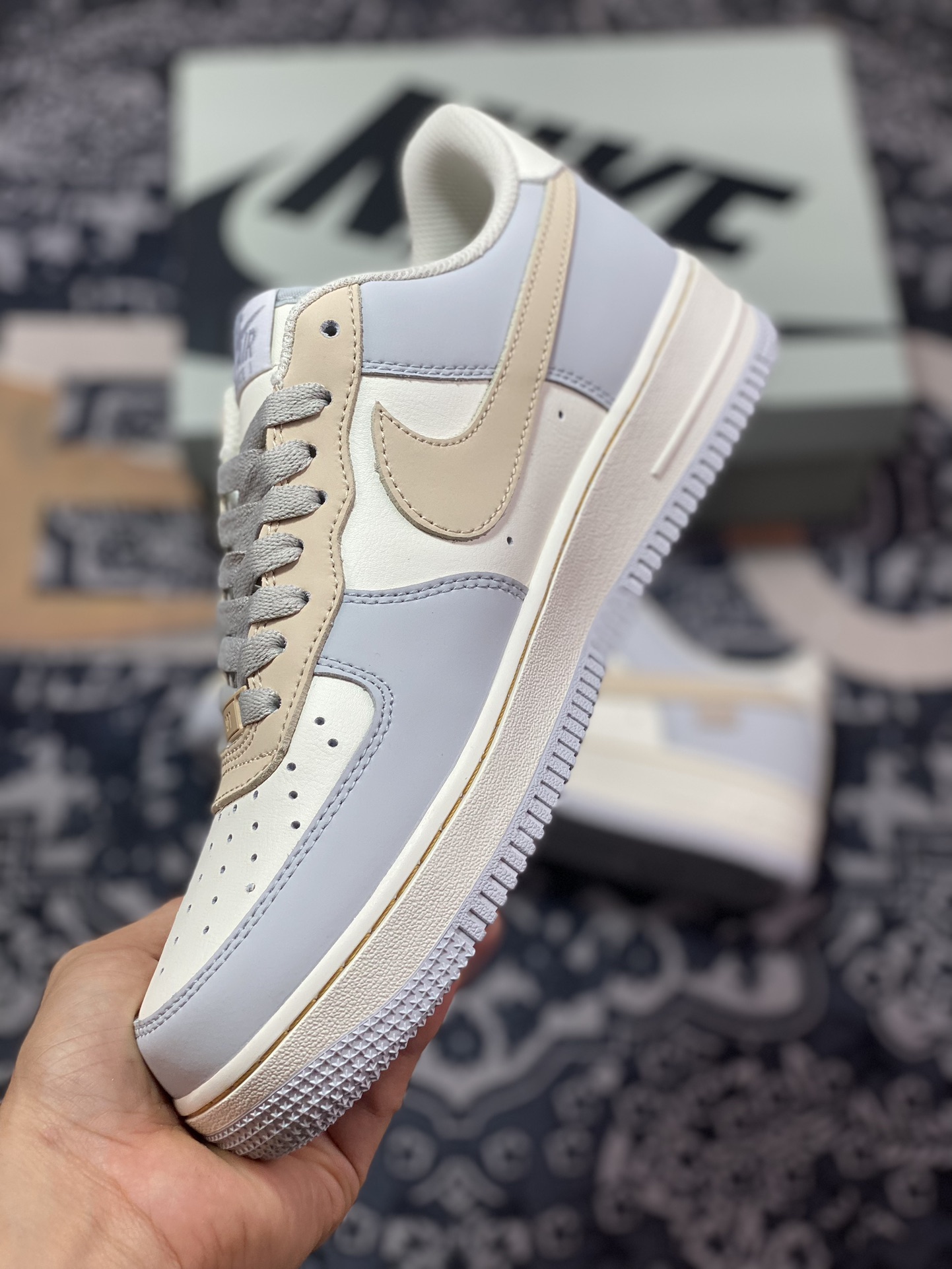 240 Nike Air Force 1 '07 Low QS"GreySail WhiteBrown Swoosh"空军一号板鞋“皮革浅灰米棕小钩”DB3301-111