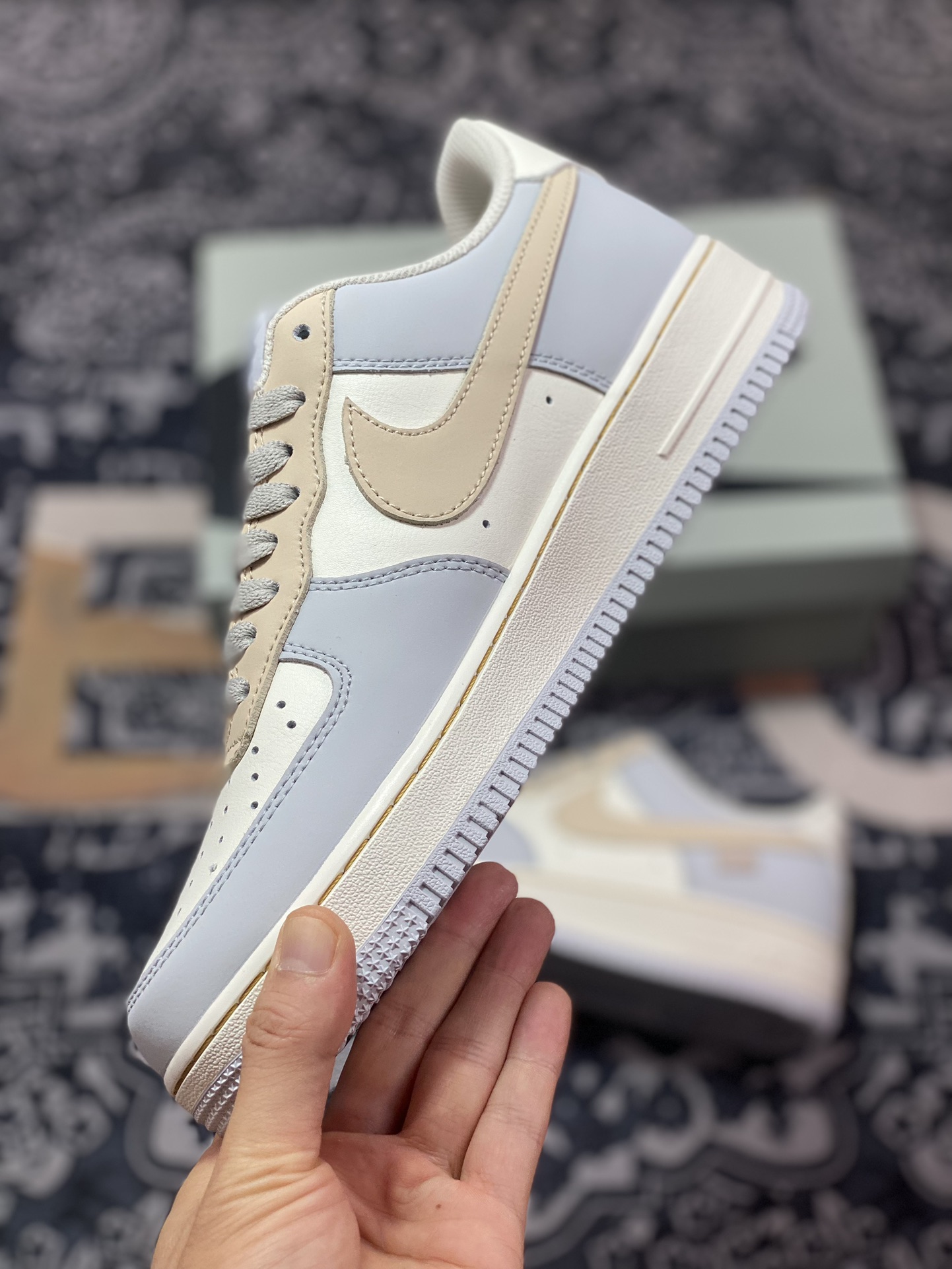 240 Nike Air Force 1 '07 Low QS"GreySail WhiteBrown Swoosh"空军一号板鞋“皮革浅灰米棕小钩”DB3301-111