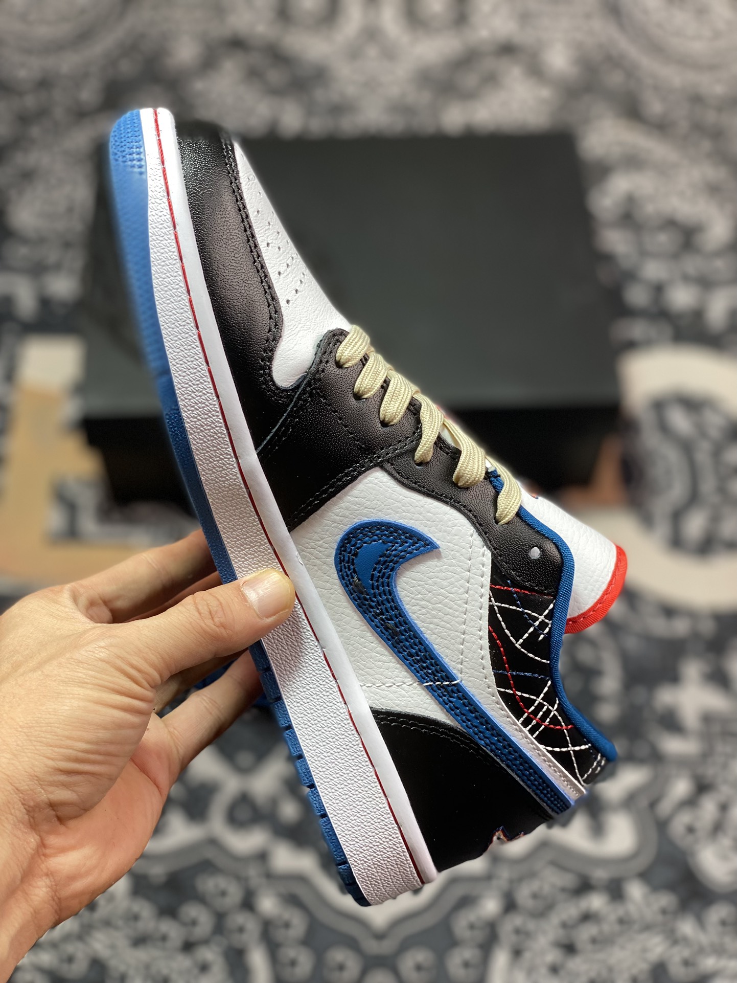 200 Air Jordan 1 Low 白黑蓝 FV3622-141