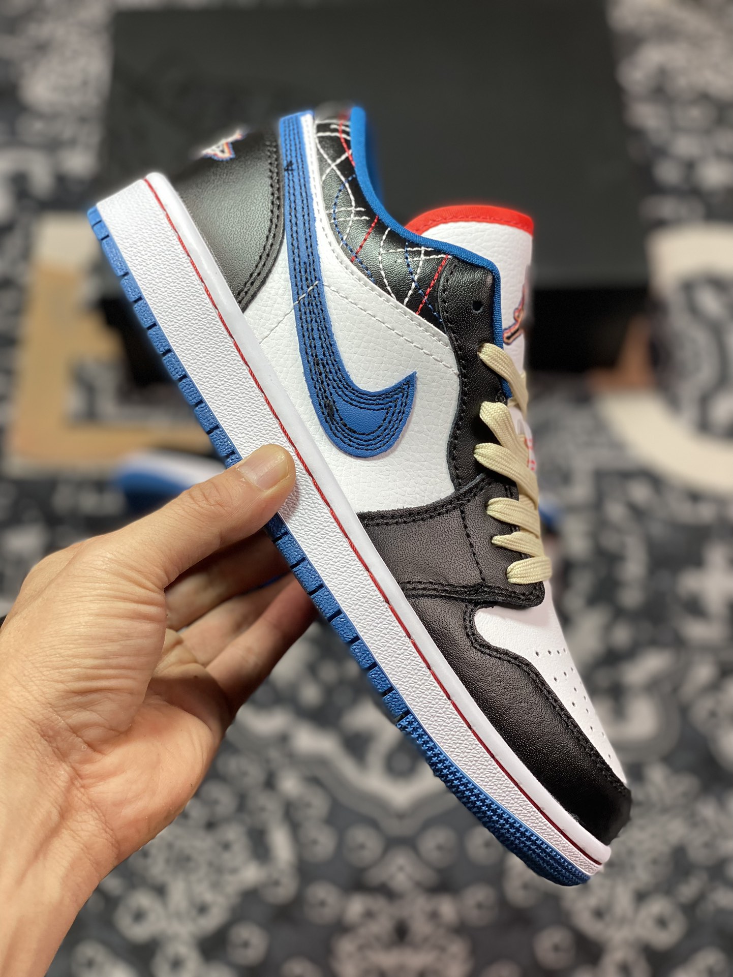 200 Air Jordan 1 Low 白黑蓝 FV3622-141