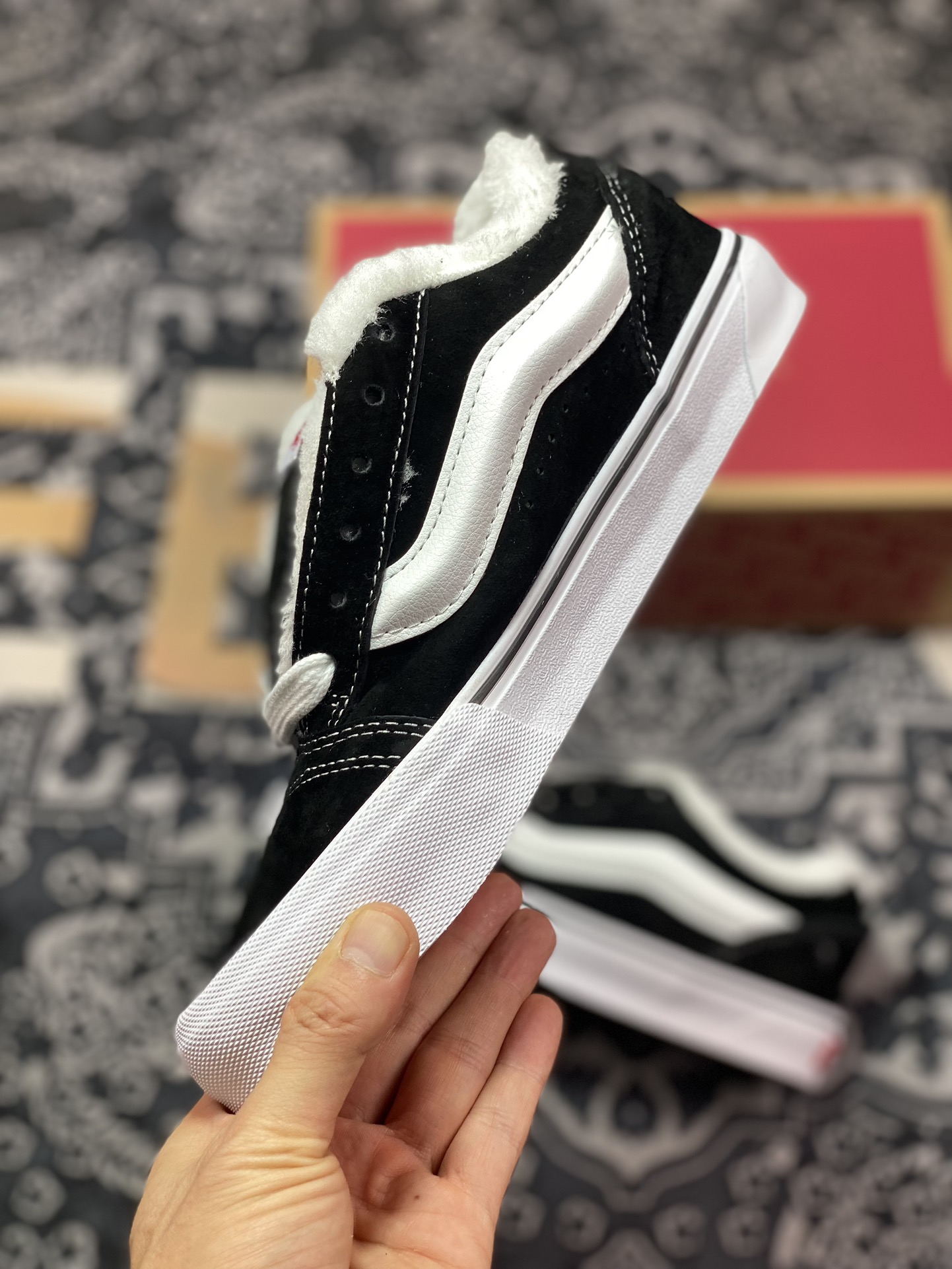 150 Vans Classics Knu Skool 面包鞋 范斯官方 黑白加绒款面包鞋