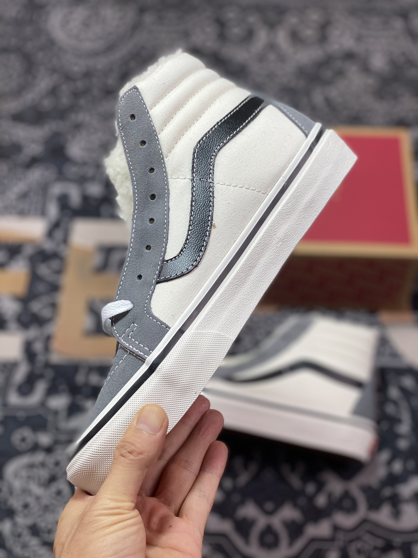 160  Vans SK8-Hi 经典加绒系列