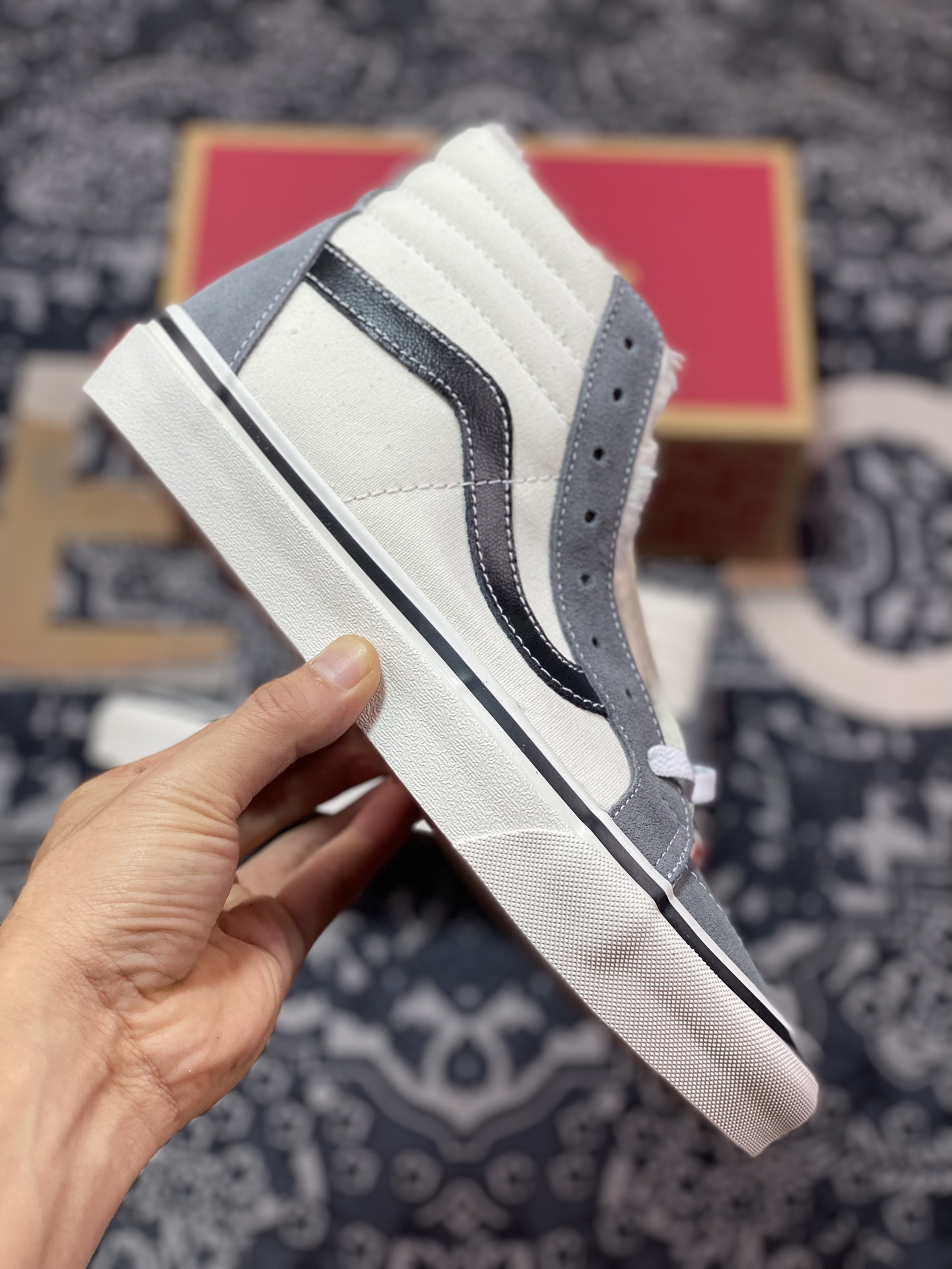 160  Vans SK8-Hi 经典加绒系列