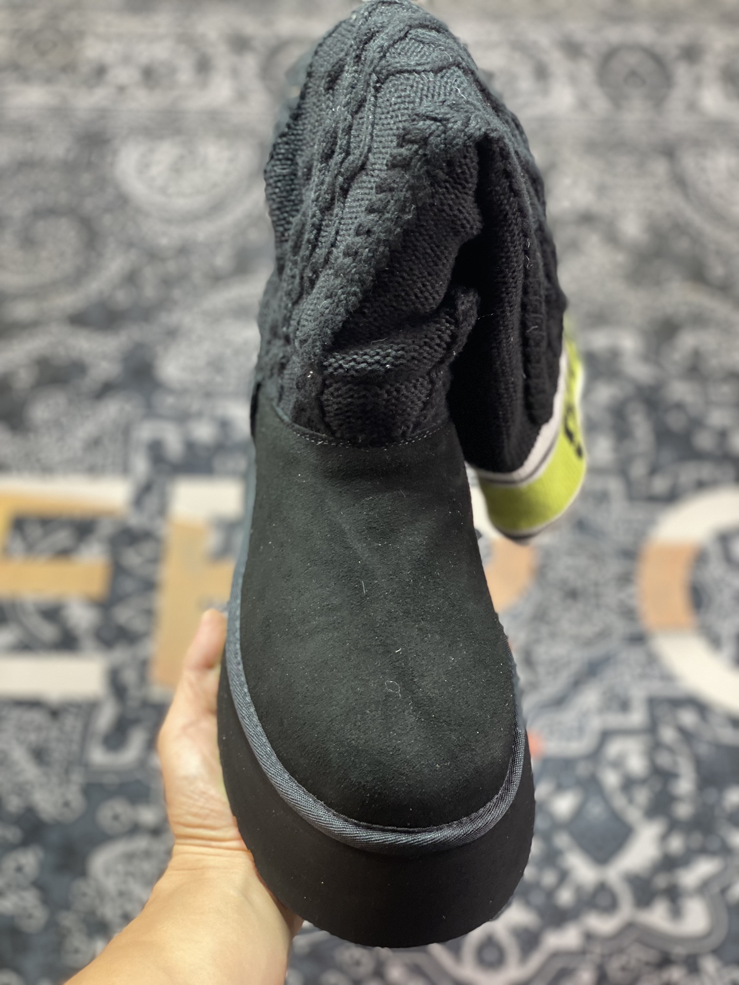 340 UGG W Classic Short II A户外雪地靴时髦感超棒的厚底袜靴“黑色针织毛线袜套”1144045