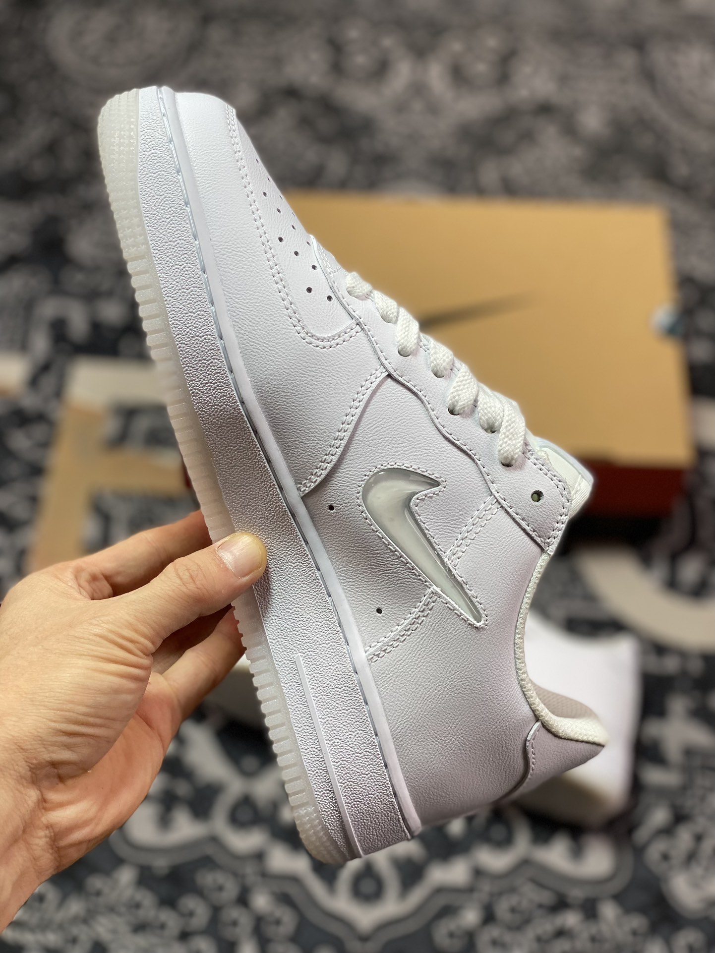 200 Air Force 1 '07 Low 白色果冻钩 FN5924-100