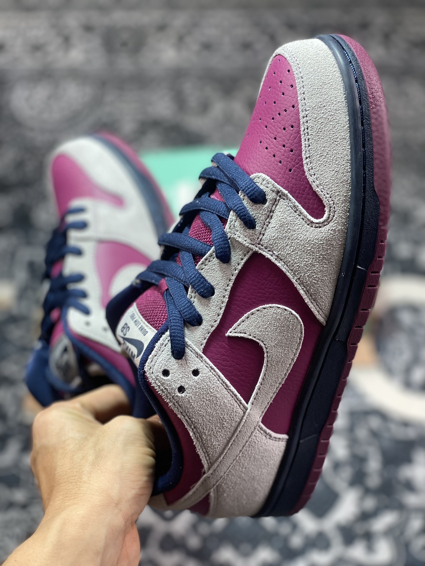 220 Nike  Dunk SB Low Pro "True Berry" 灰酒红 低帮休闲运动板鞋 BQ6817-001