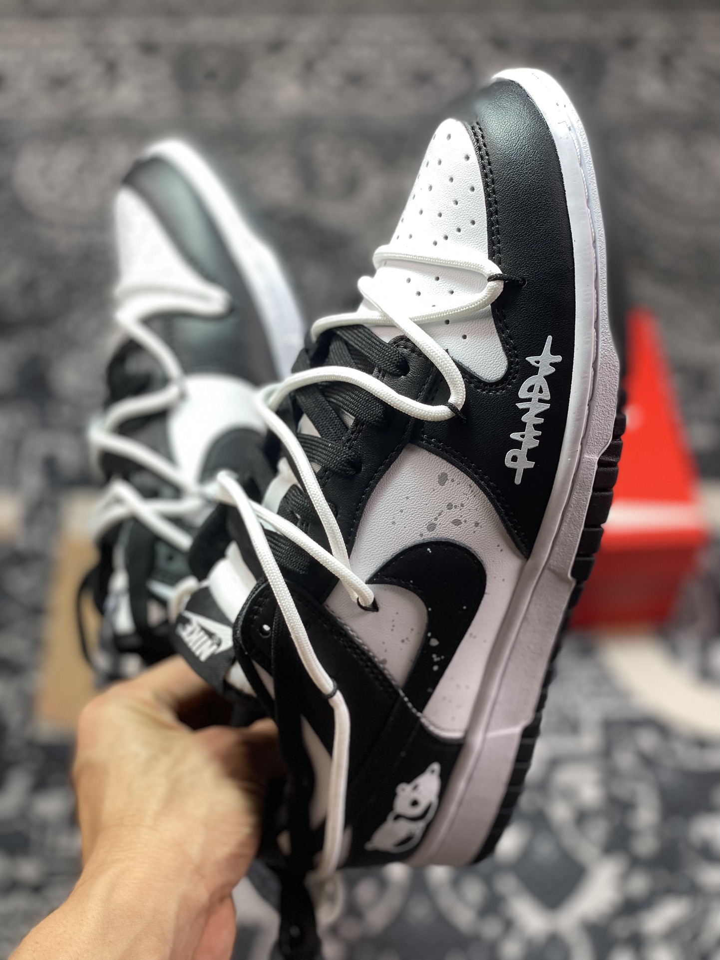 260 Nike  SB Dunk Low 绑带解构风活力三钩复古休闲板鞋 CW1590-100