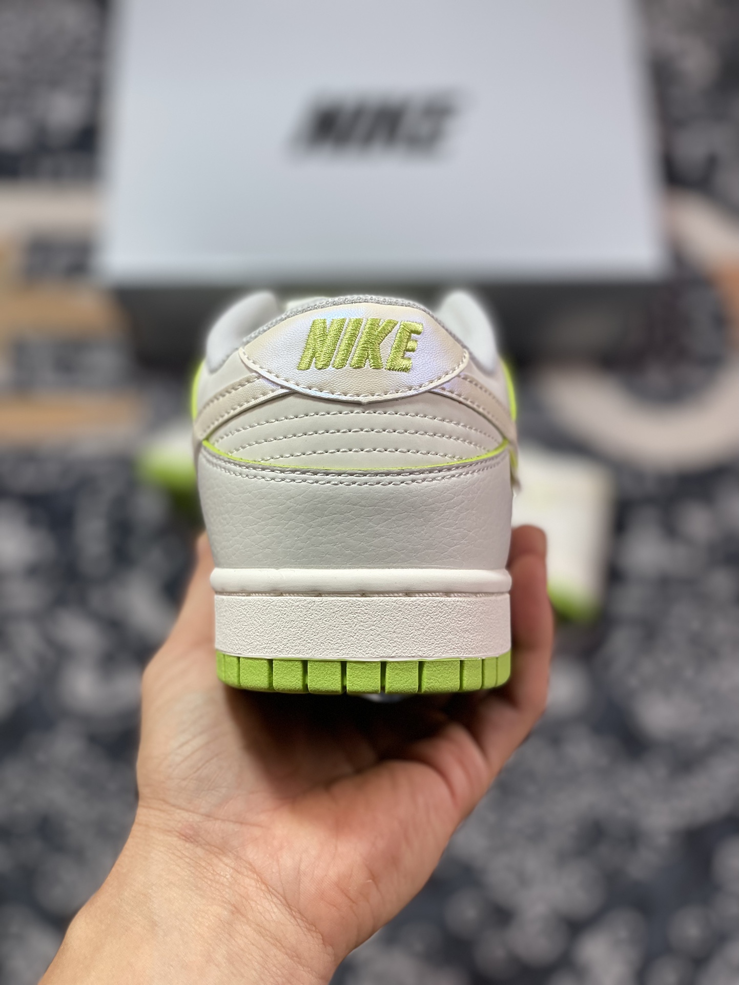 280  Dunk Low Retro 扣篮系列低帮板鞋“皮革米白苹果绿小钩”KK0517-008