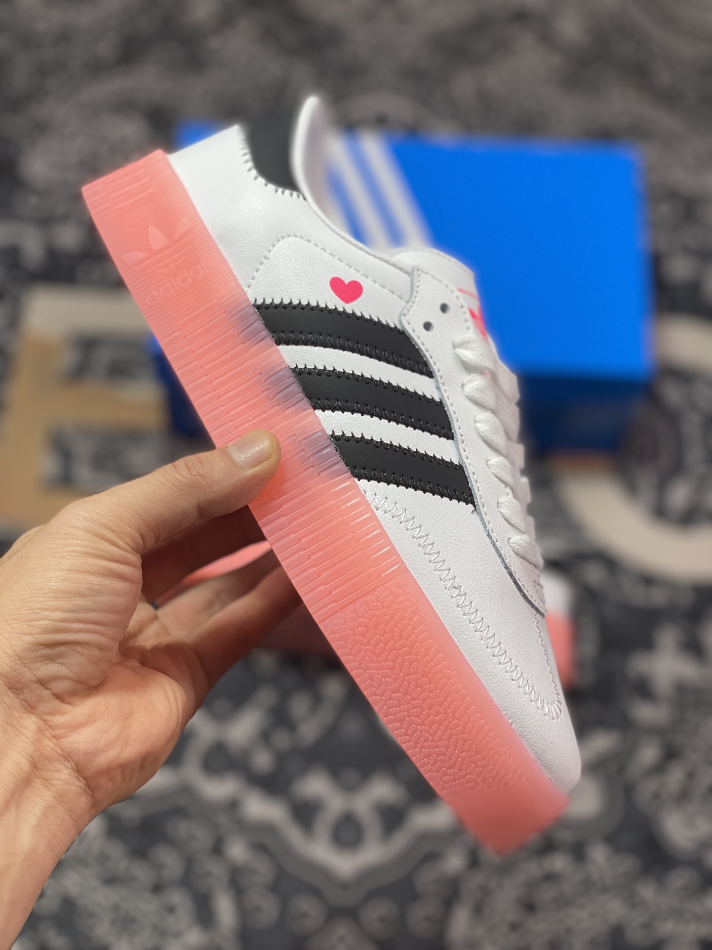 160 Adidas   Originals Samba Rose 白粉 桑巴低帮耐磨厚底板鞋 EF4965