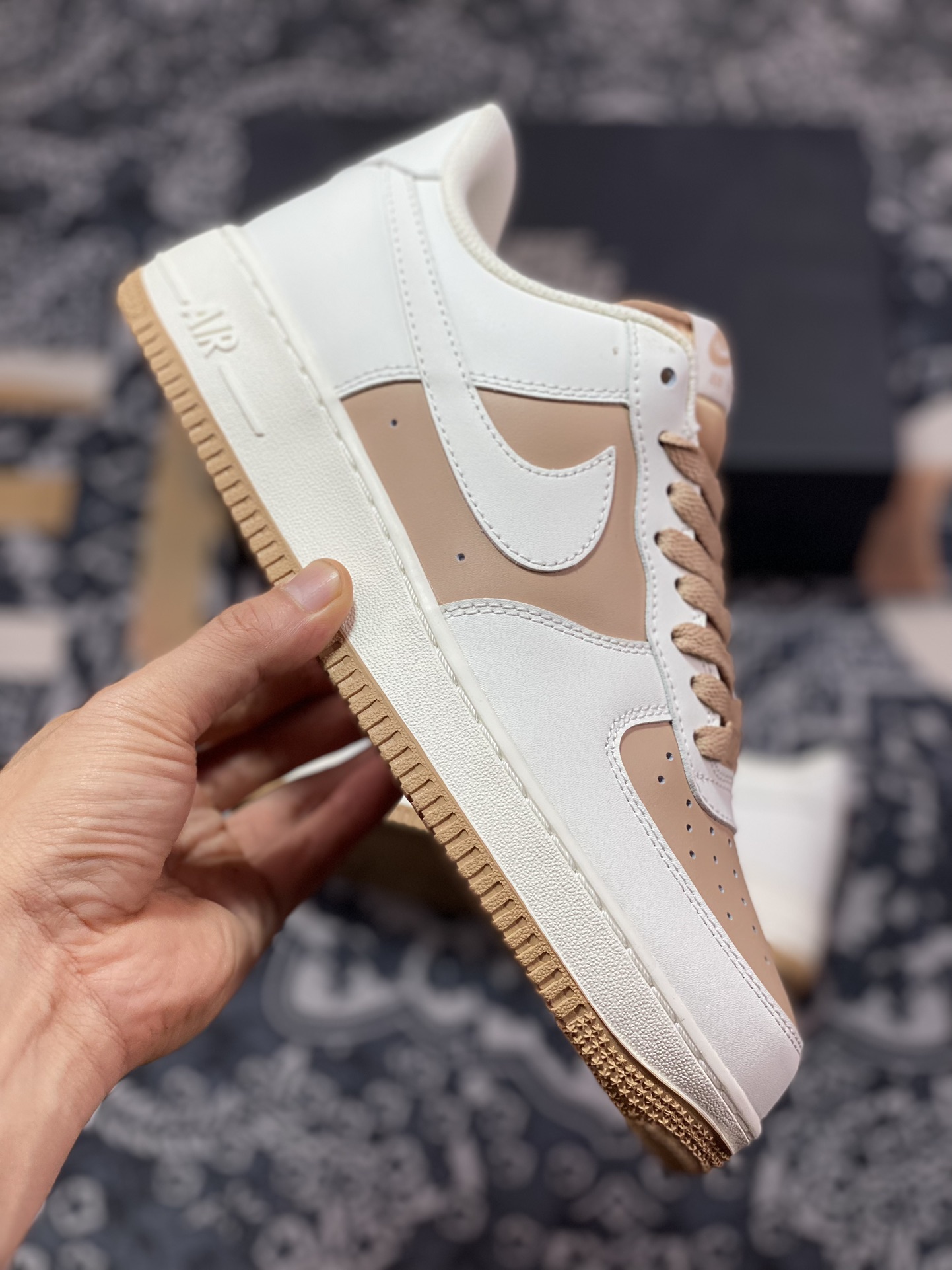 Air Force 1 '07 Low Milk Coffee Stitching PQ3369-281