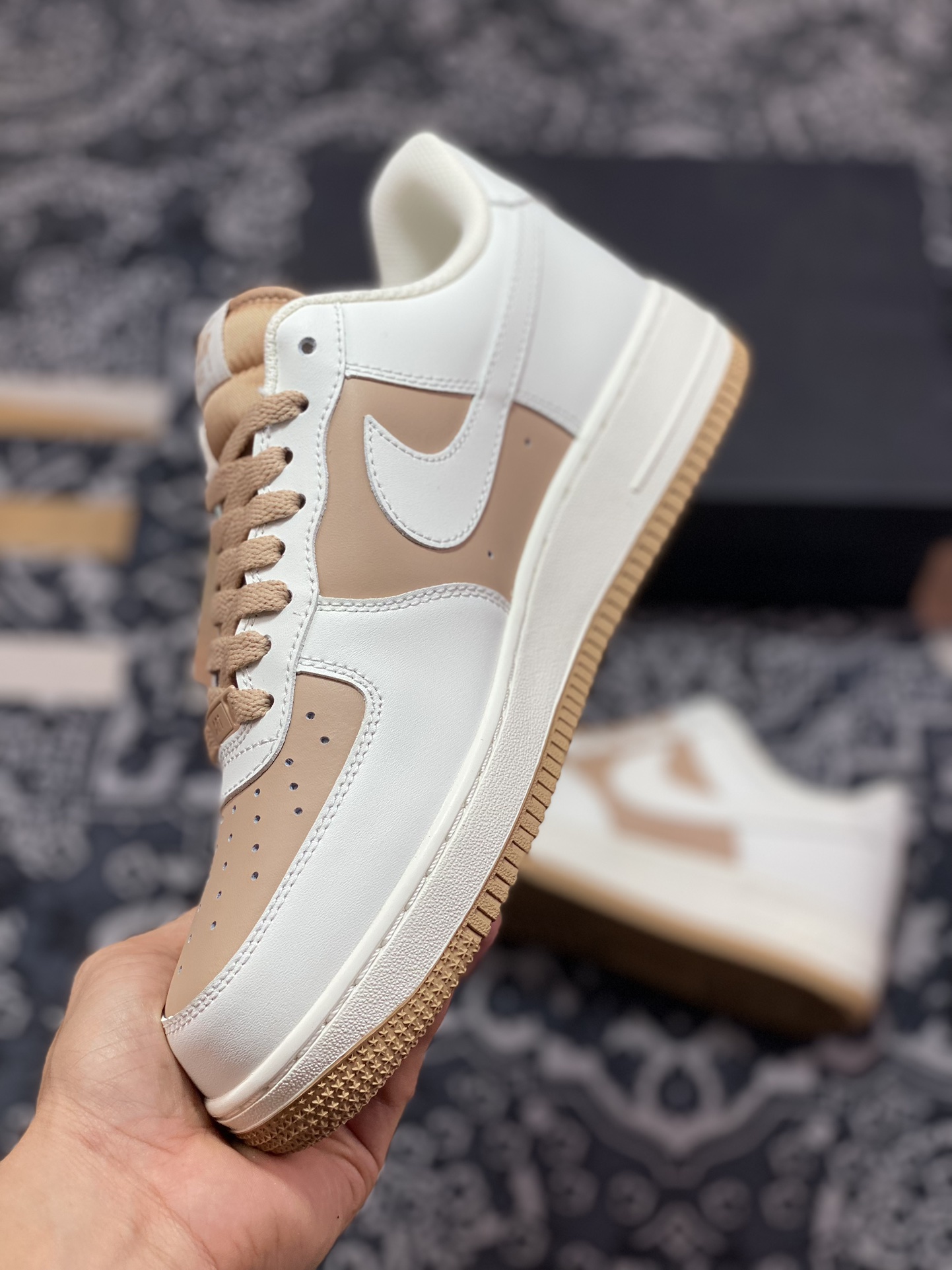 Air Force 1 '07 Low Milk Coffee Stitching PQ3369-281