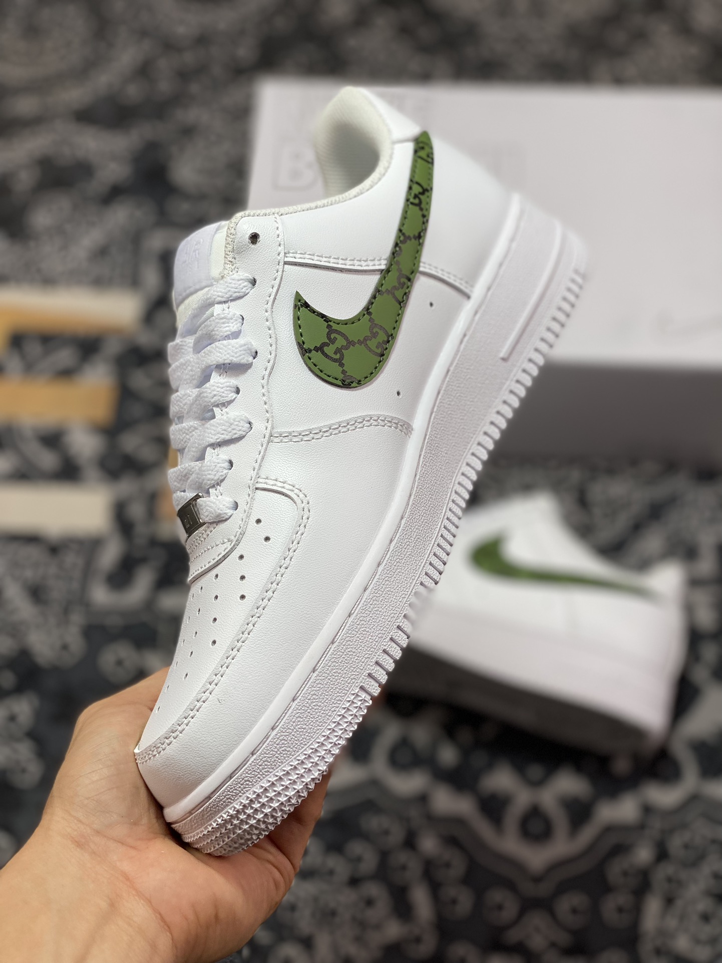 Nike Air Force 1 07 Low ”GUCCI” Air Force One series sneakers ”leather white dark green black GG” CW2288-111