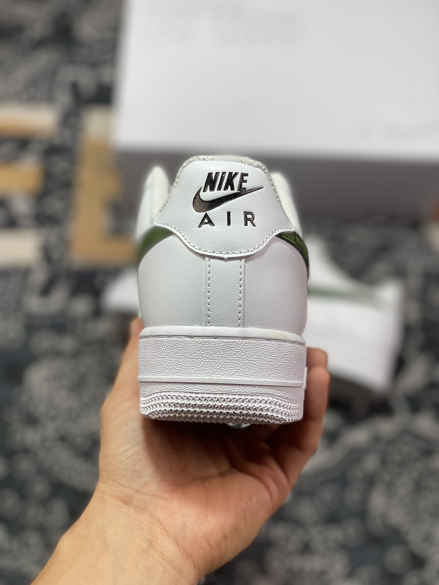 Nike Air Force 1 07 Low ”GUCCI” Air Force One series sneakers ”leather white dark green black GG” CW2288-111