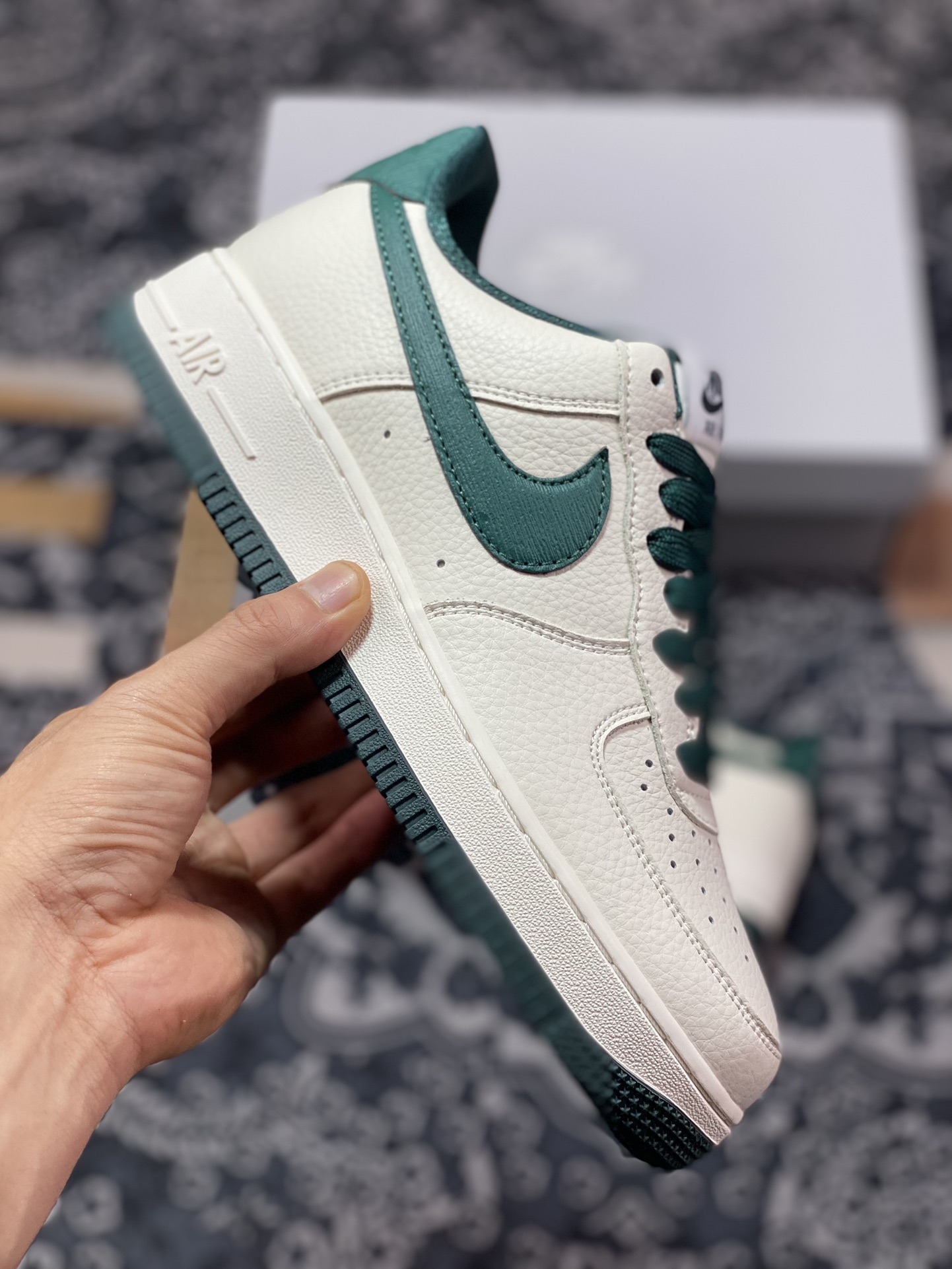 240 Air Force 1 '07 Low 米深绿 PO3699-807