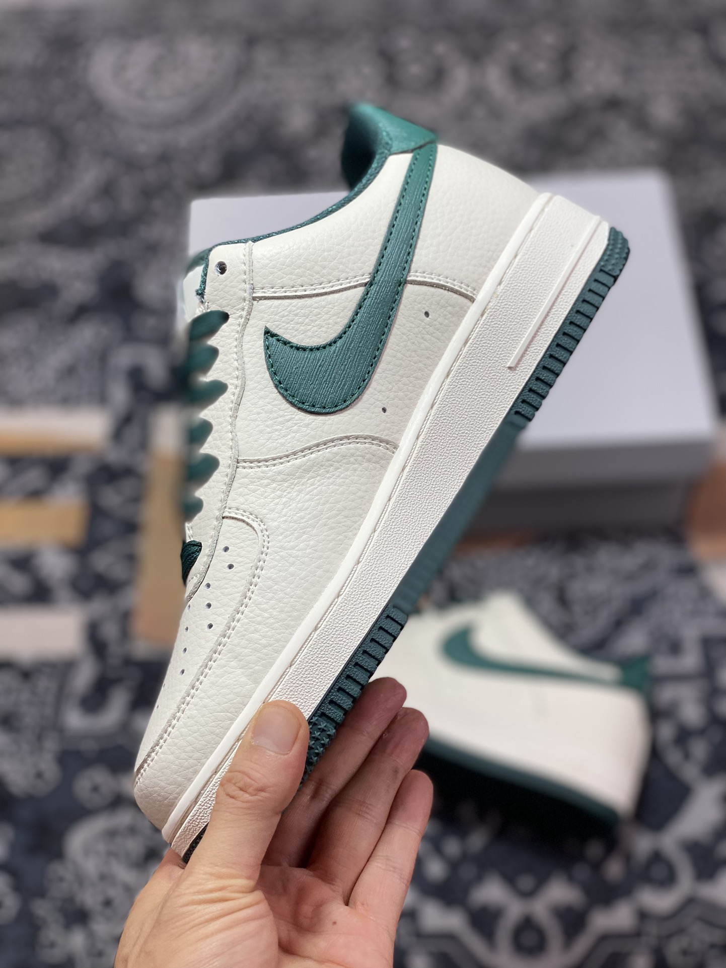 240 Air Force 1 '07 Low 米深绿 PO3699-807