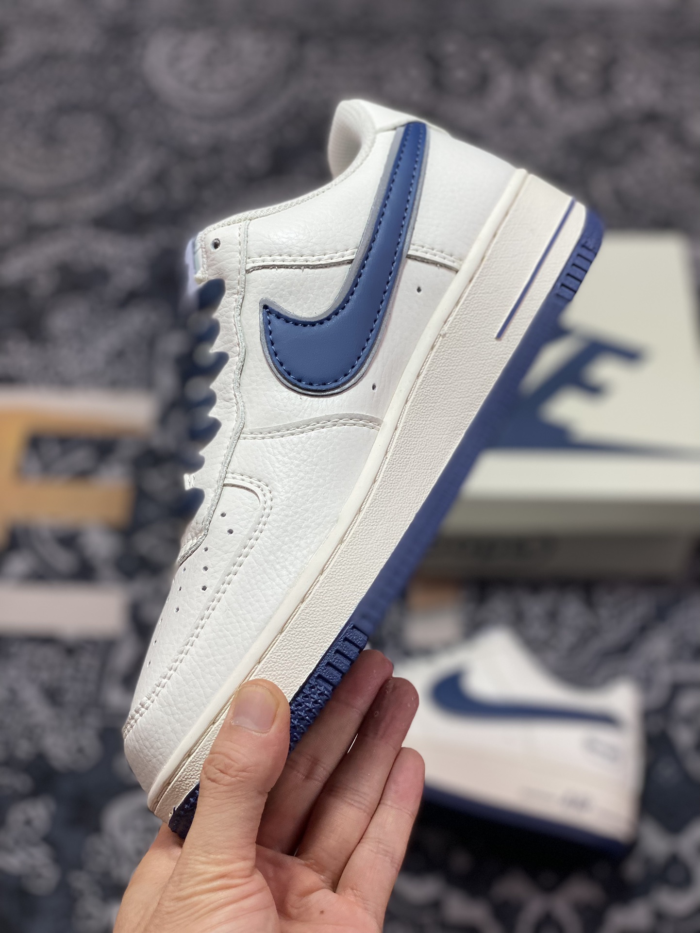 240 Nike Air Force 1'07 Low EMB"BeigeNavyHoopsMini Swoosh"空军一号低帮板鞋“米白海军蓝银Hoops刺绣小钩”HP2369-008