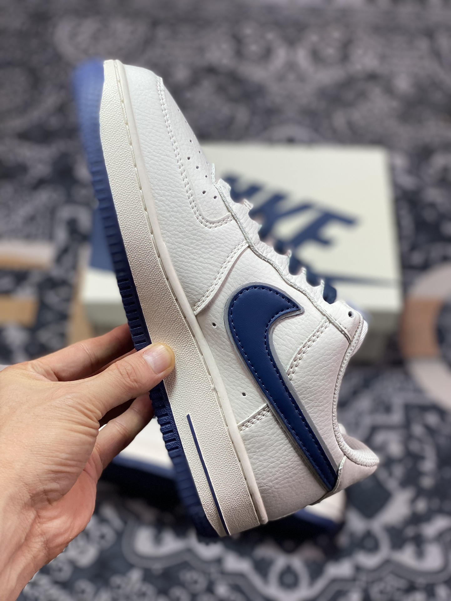 240 Nike Air Force 1'07 Low EMB"BeigeNavyHoopsMini Swoosh"空军一号低帮板鞋“米白海军蓝银Hoops刺绣小钩”HP2369-008